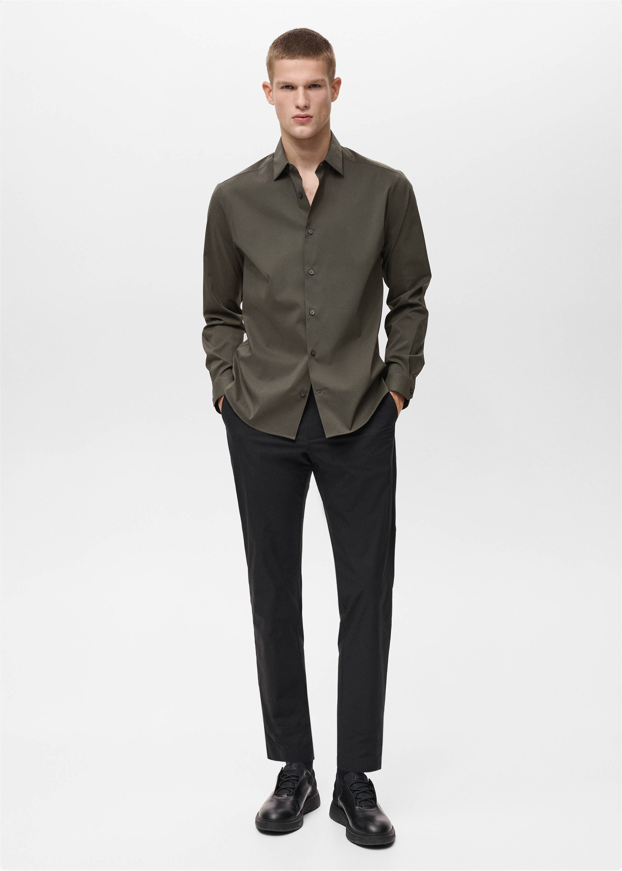 Comfort stretch non-iron shirt - General plane, Medium Green. Ref: 87004409-00.