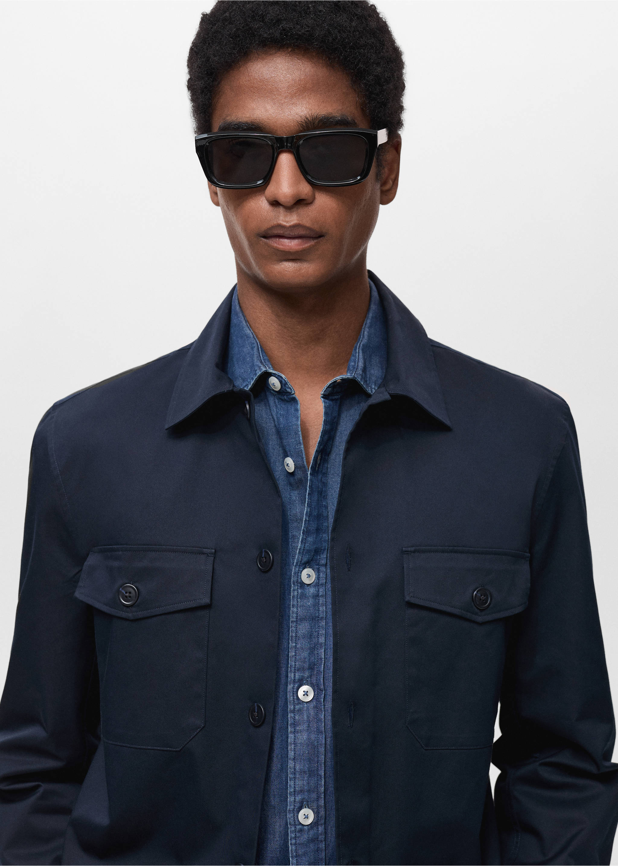 Regular-fit cotton overshirt with pockets - Details of the article 1, Dark Navy. Ref: 87004410-00.