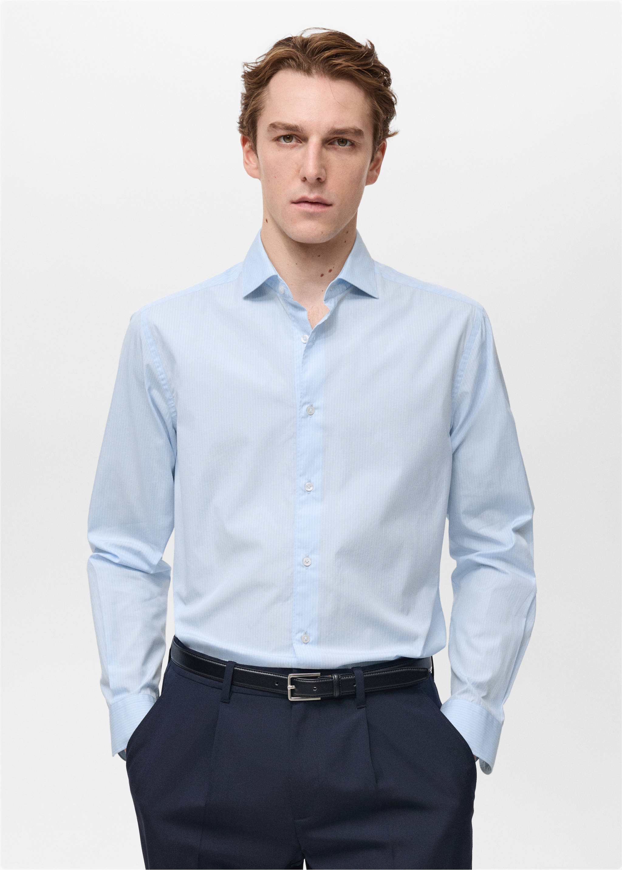 Chemise 100 % coton rayures - Plan moyen, Bleu ciel. Ref: 87004411-00.