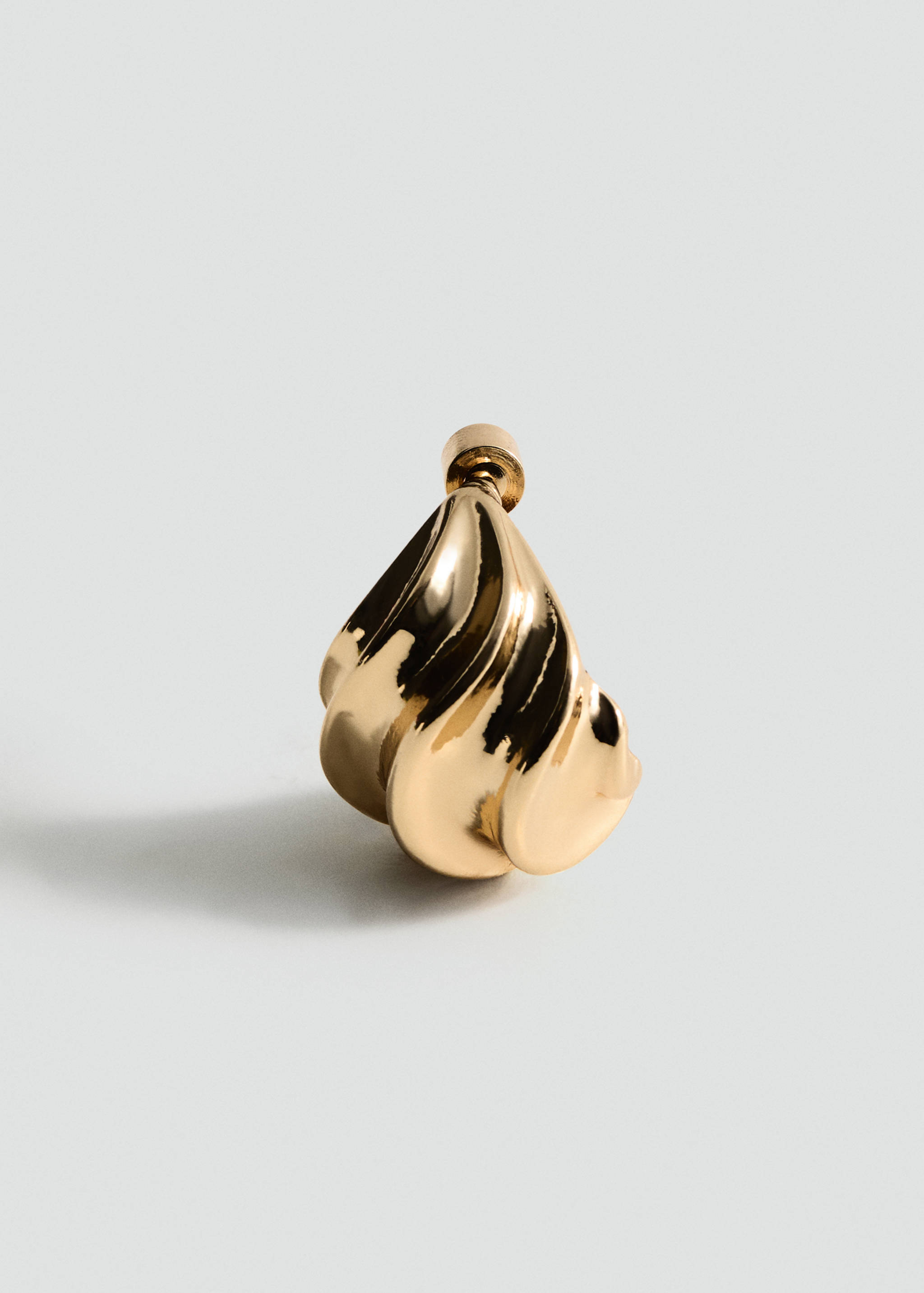 Embossed spiral earrings - Medium plane