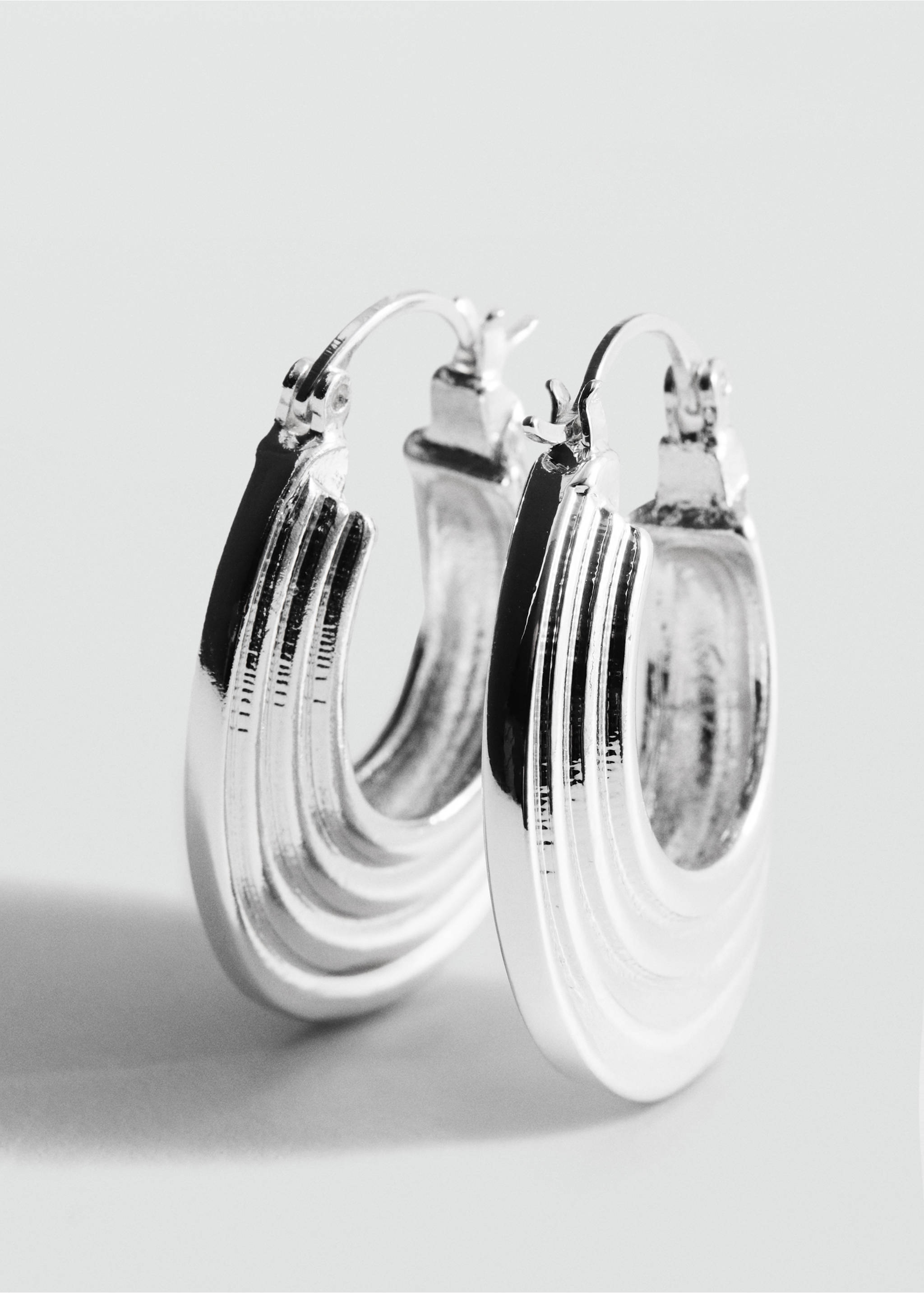 Pendientes aro relieve - Plano medio, Plata. Ref: 87004417-00.