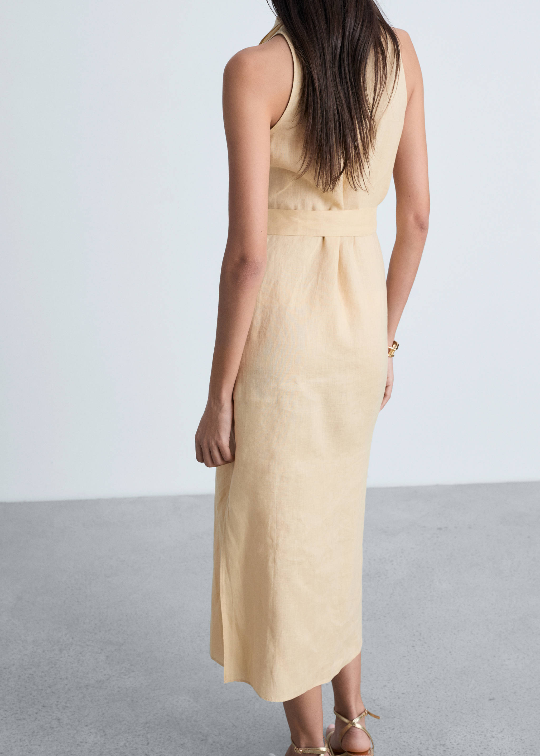 Belt linen dress - Reverse of the article