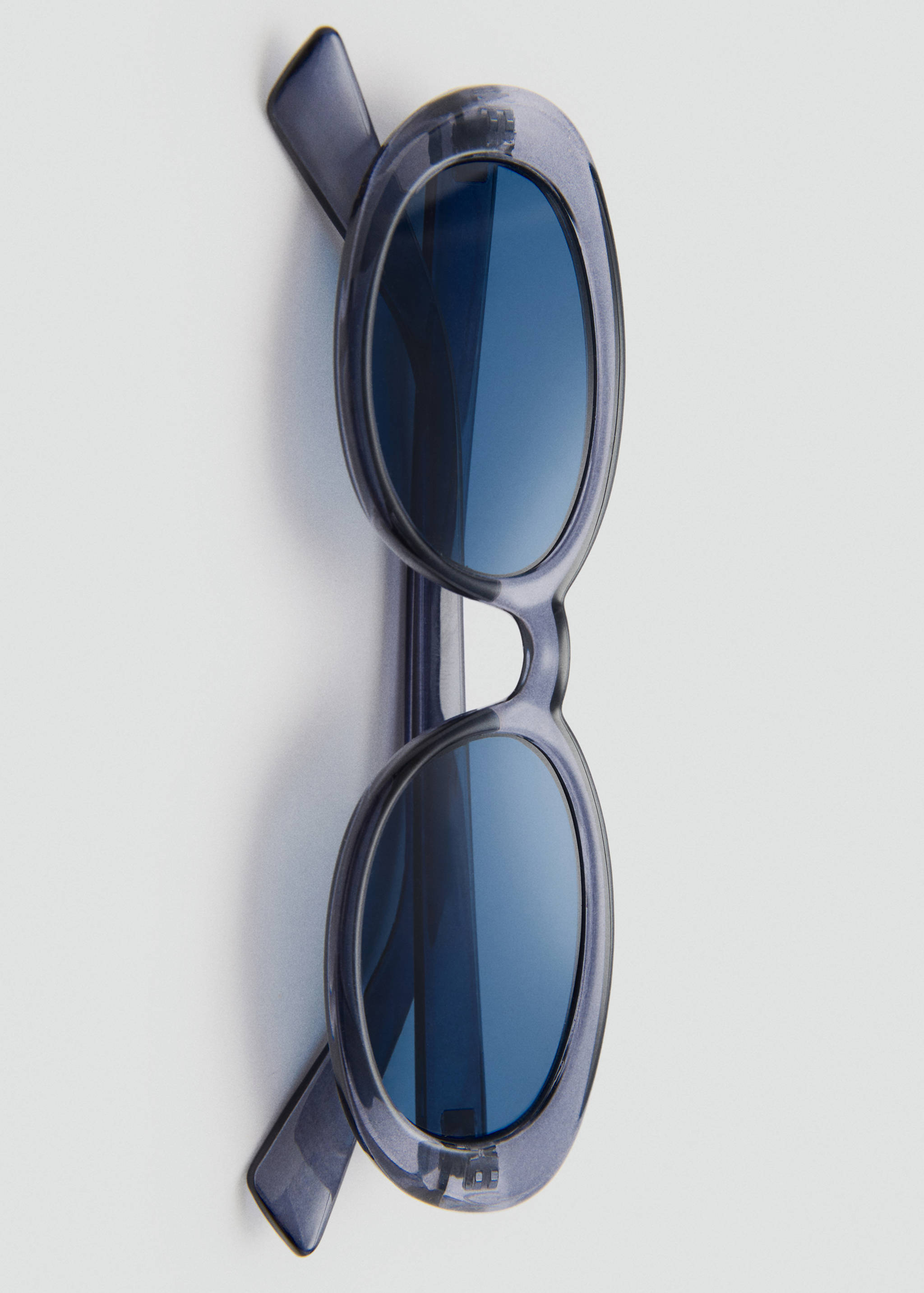 Oval-frame sunglasses - Details of the article 2