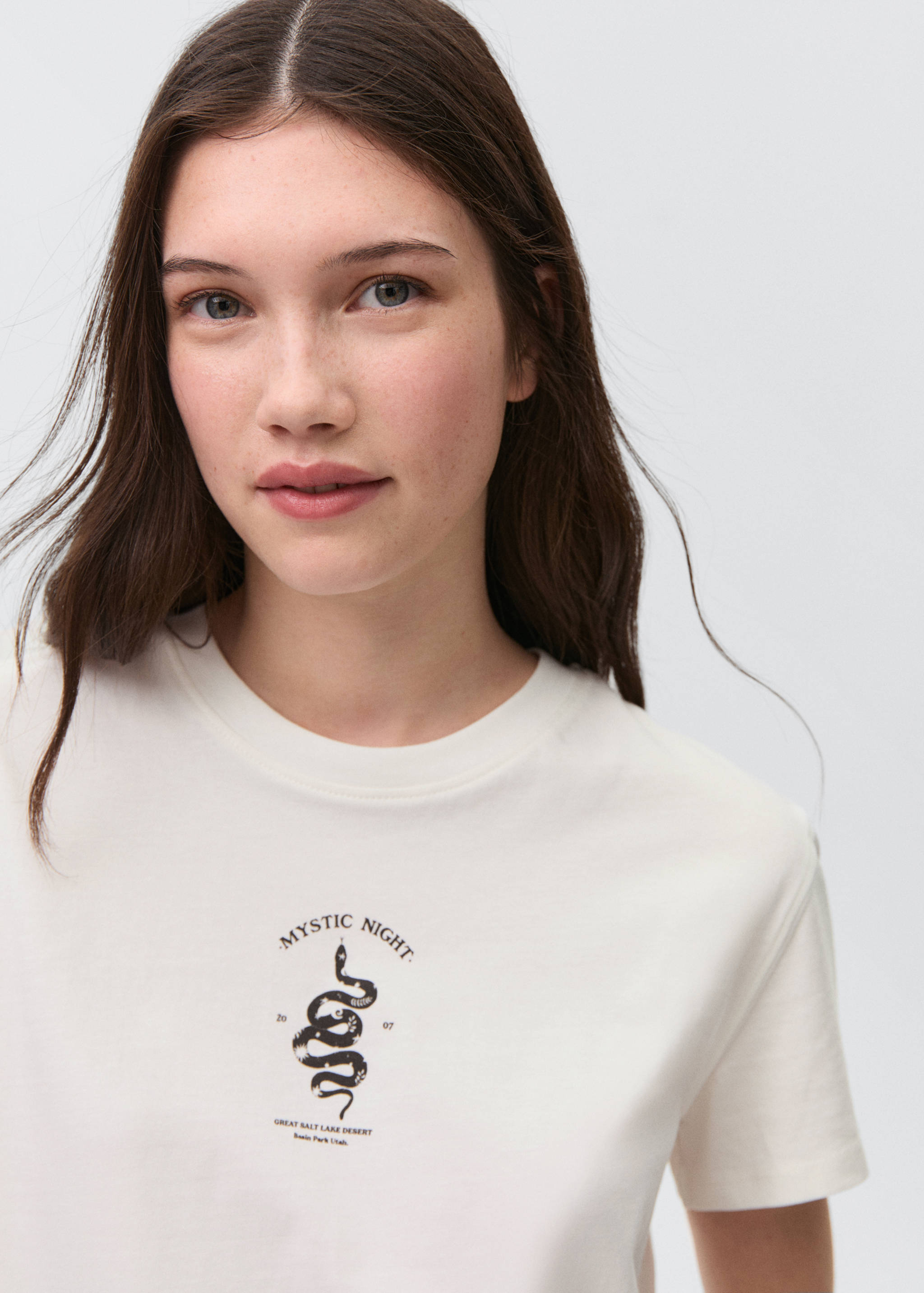 Cotton t-shirt with printed drawing - Details of the article 1