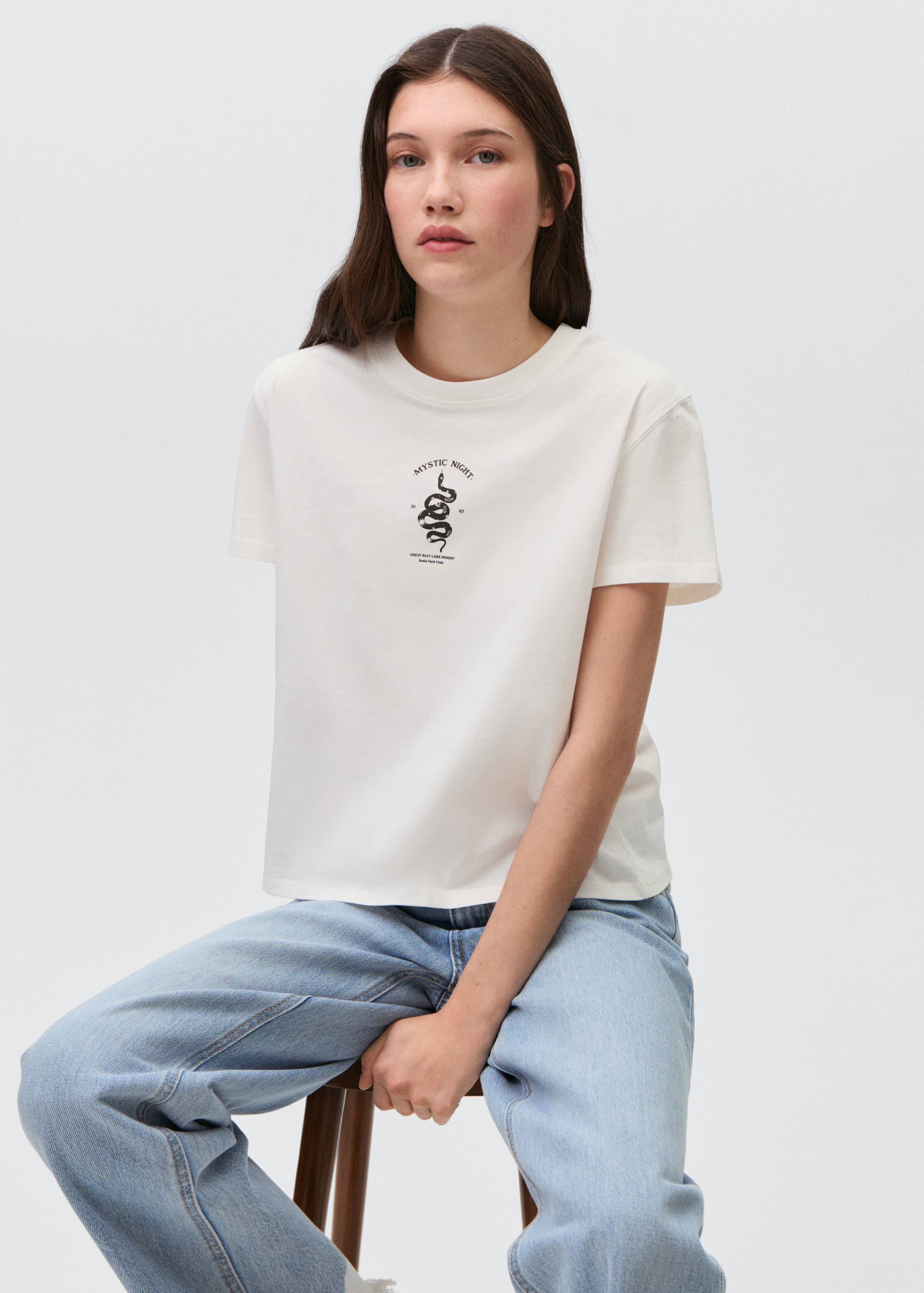 Cotton t-shirt with printed drawing - Details of the article 4
