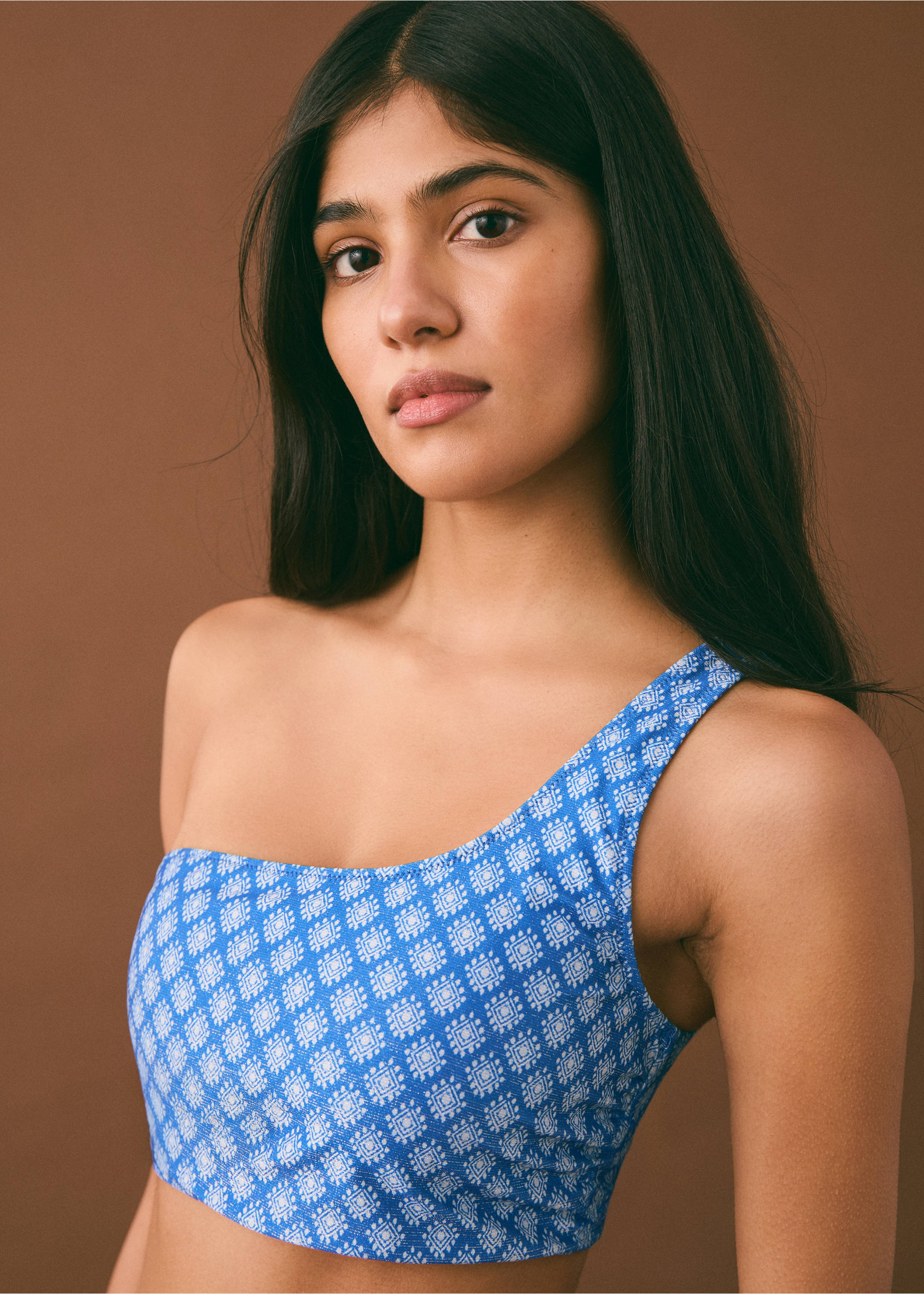 Asymmetrical printed bikini - Details of the article 1, Vibrant blue. Ref: 87005754-00.