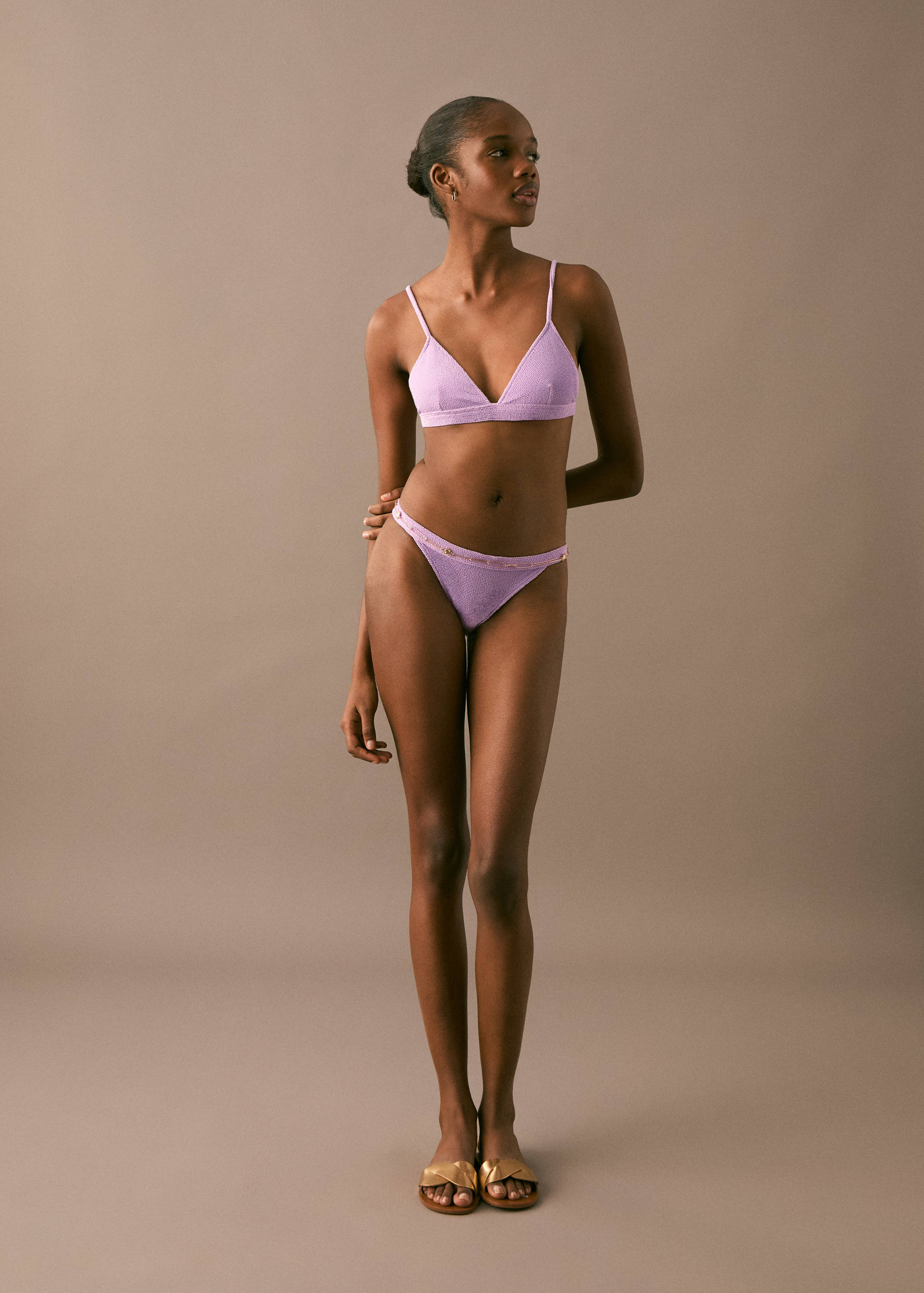 Textured bikini - General plane