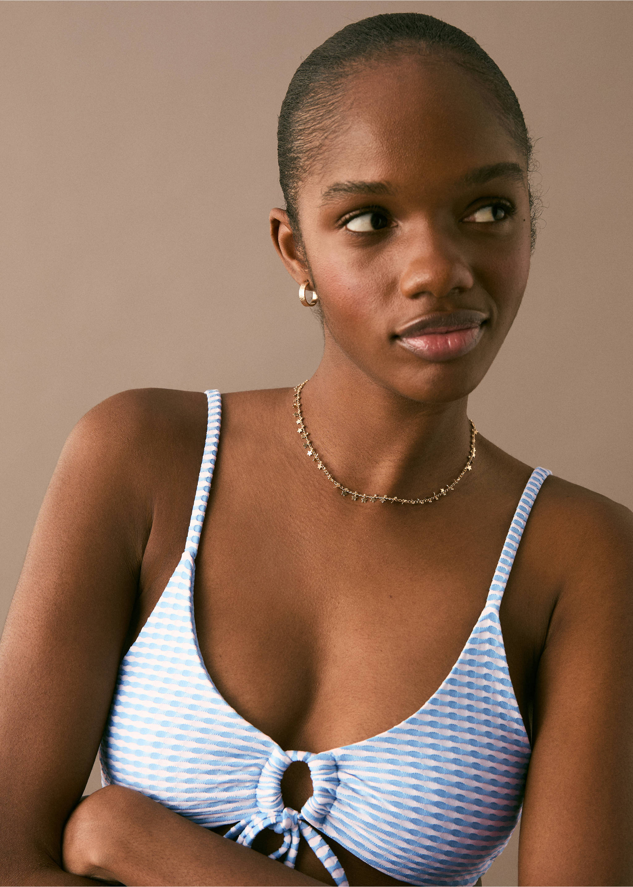 Bikini with textured bow - Details of the article 1, Sky Blue. Ref: 87005768-00.