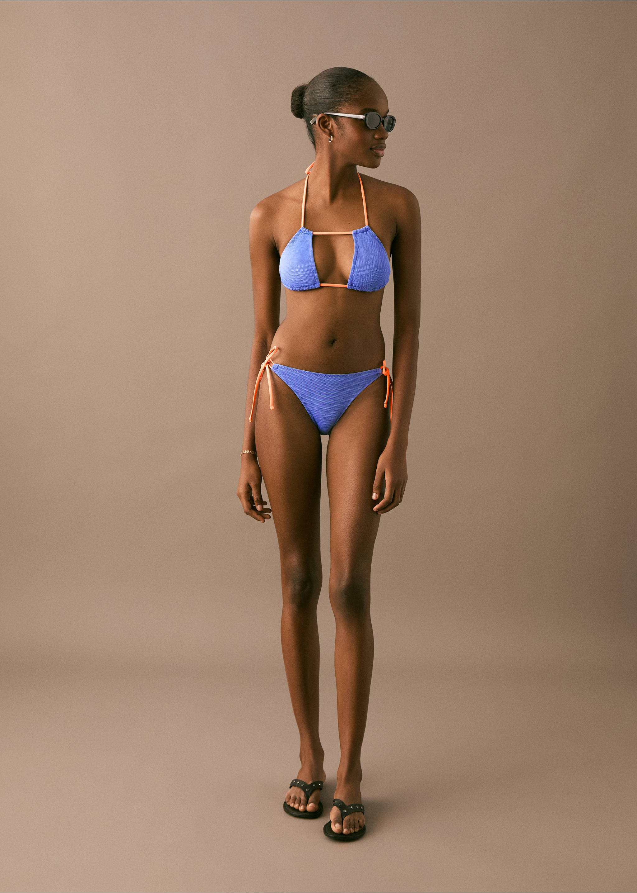 Bikini bicolor - Plano general, Azul celeste. Ref: 87005770-00.