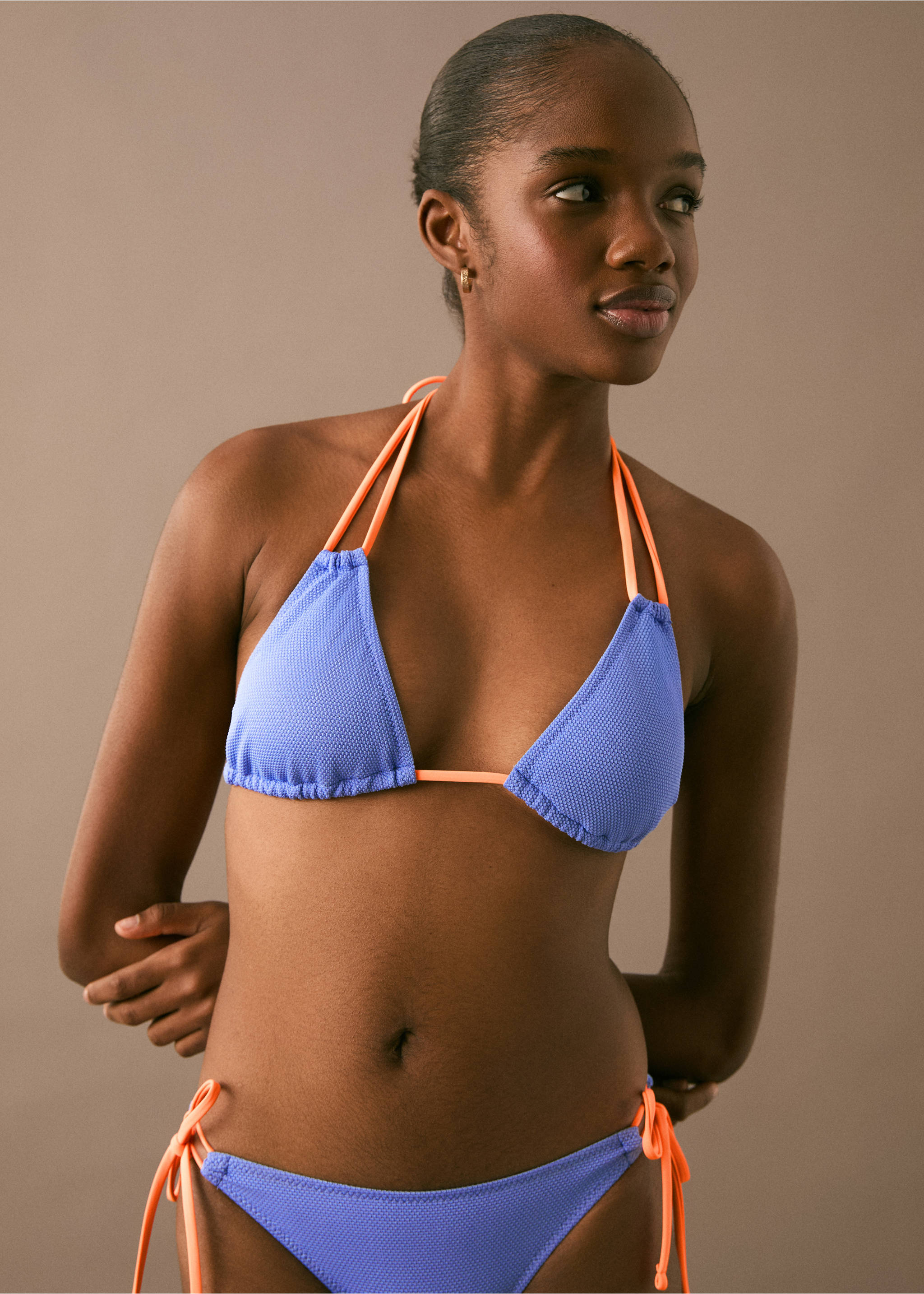 Bikini bicolor - Detalle del artículo 2, Azul celeste. Ref: 87005770-00.