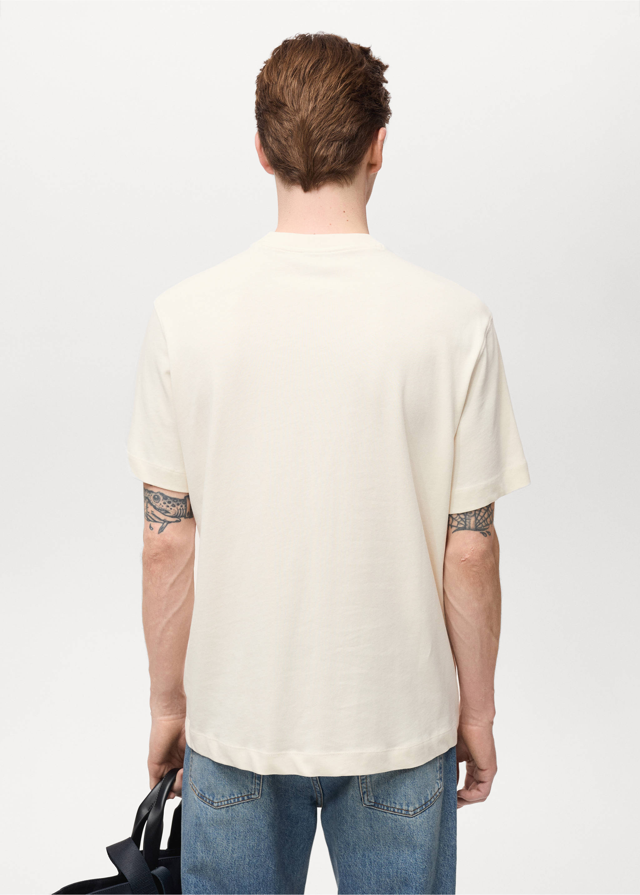 Embroidered cotton T-shirt - Reverse of the article, Ecru. Ref: 87005943-00.