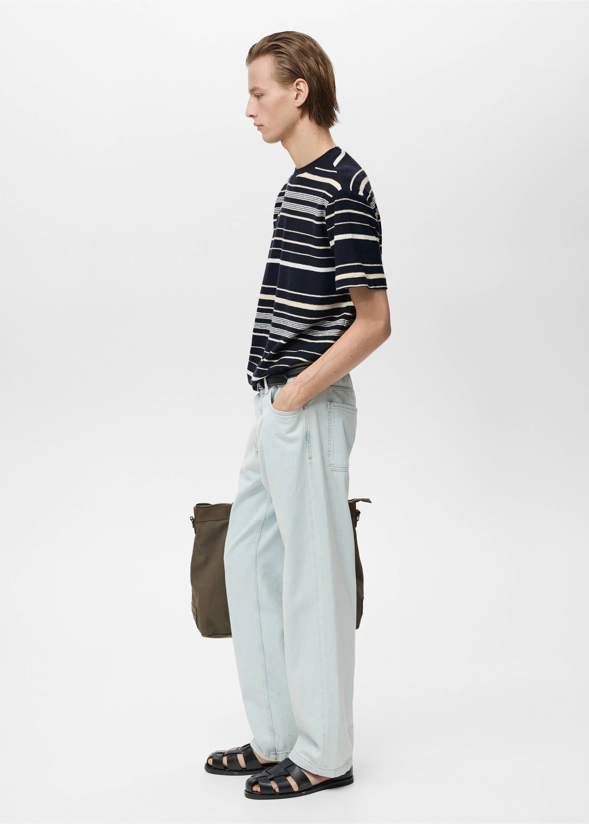 T-shirt regular fit de 100% algodão às riscas - Pormenor do artigo 2, Azul-marinho escuro. Ref: 87005946-00.