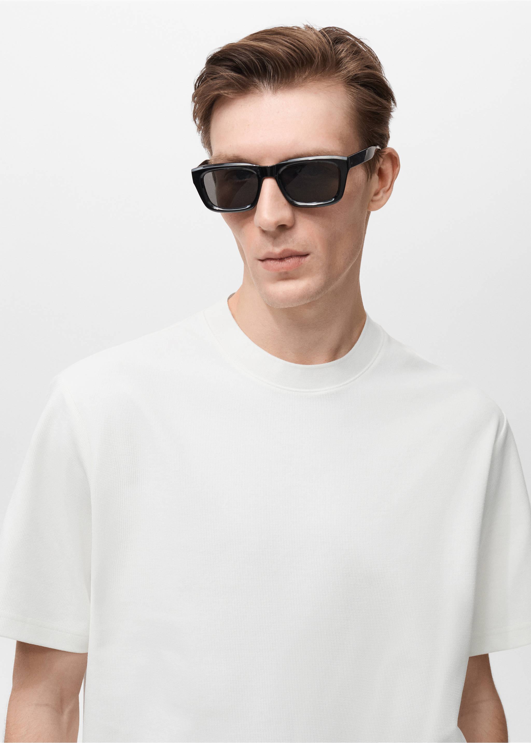 T-shirt texture regular-fit - Détail de l'article 1, Blanc. Ref: 87005949-00.
