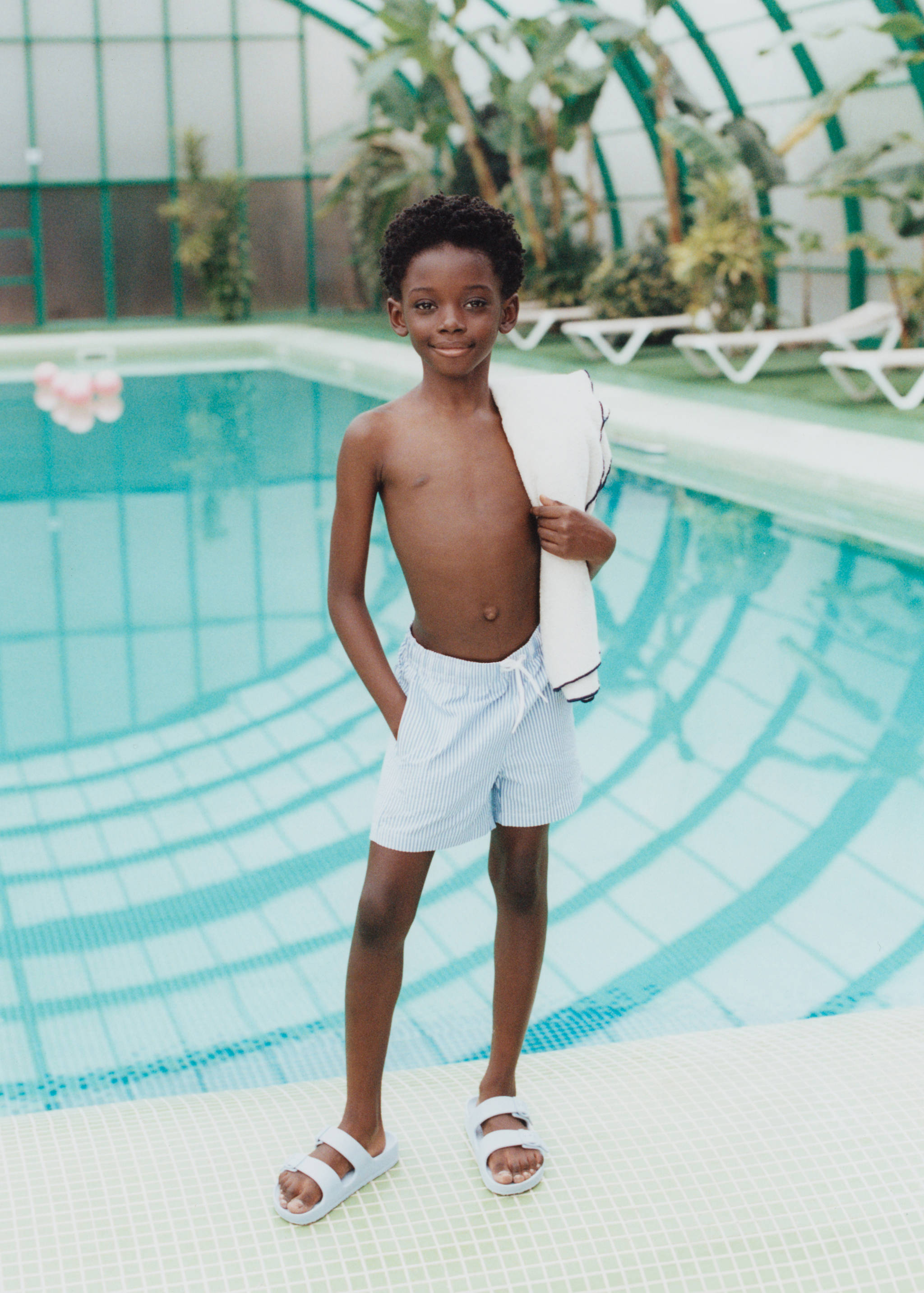 Multi-striped swimsuit - Details of the article 5