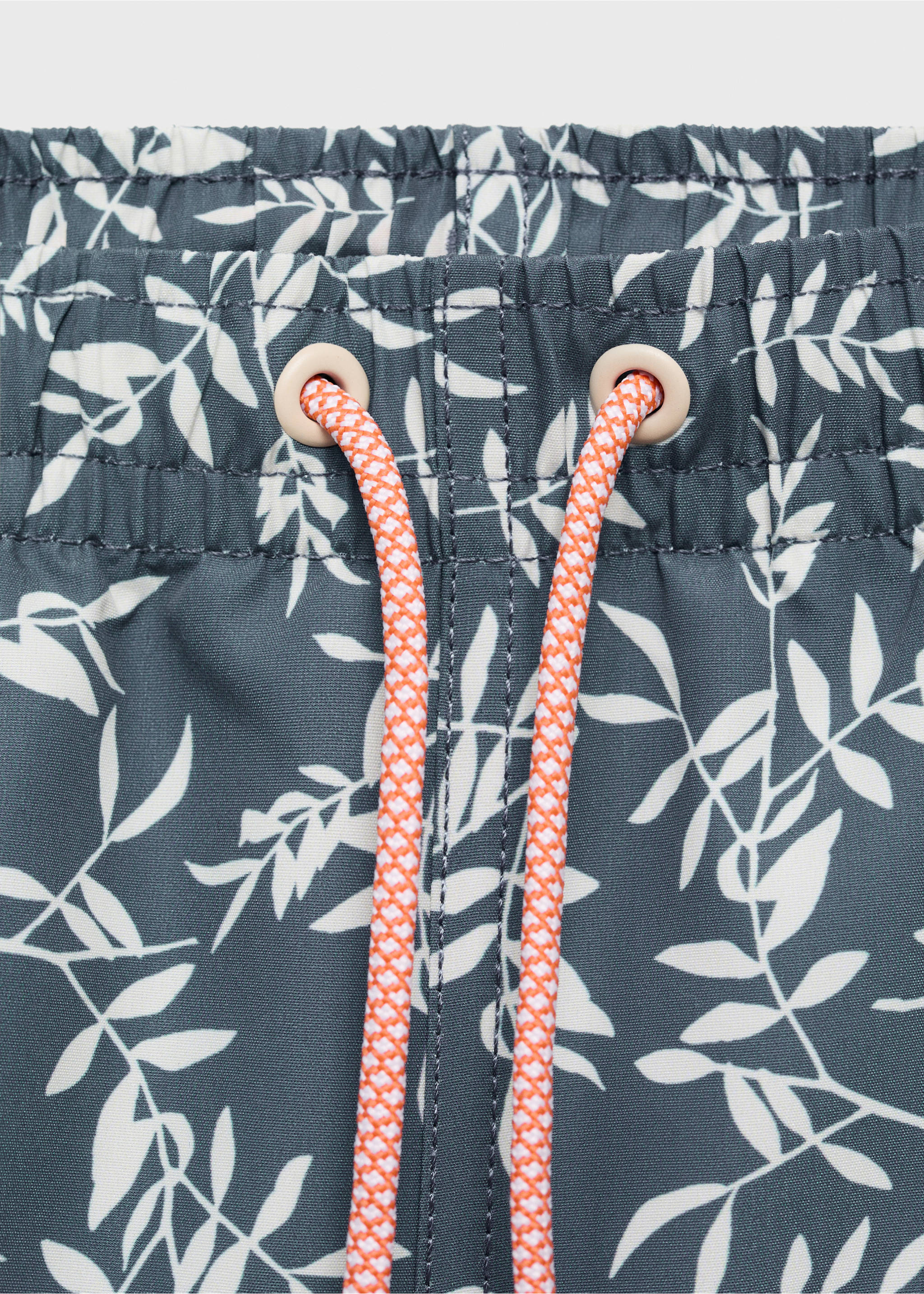 Printed swimming trunks - Details of the article 8, Charcoal. Ref: 87005972-00.