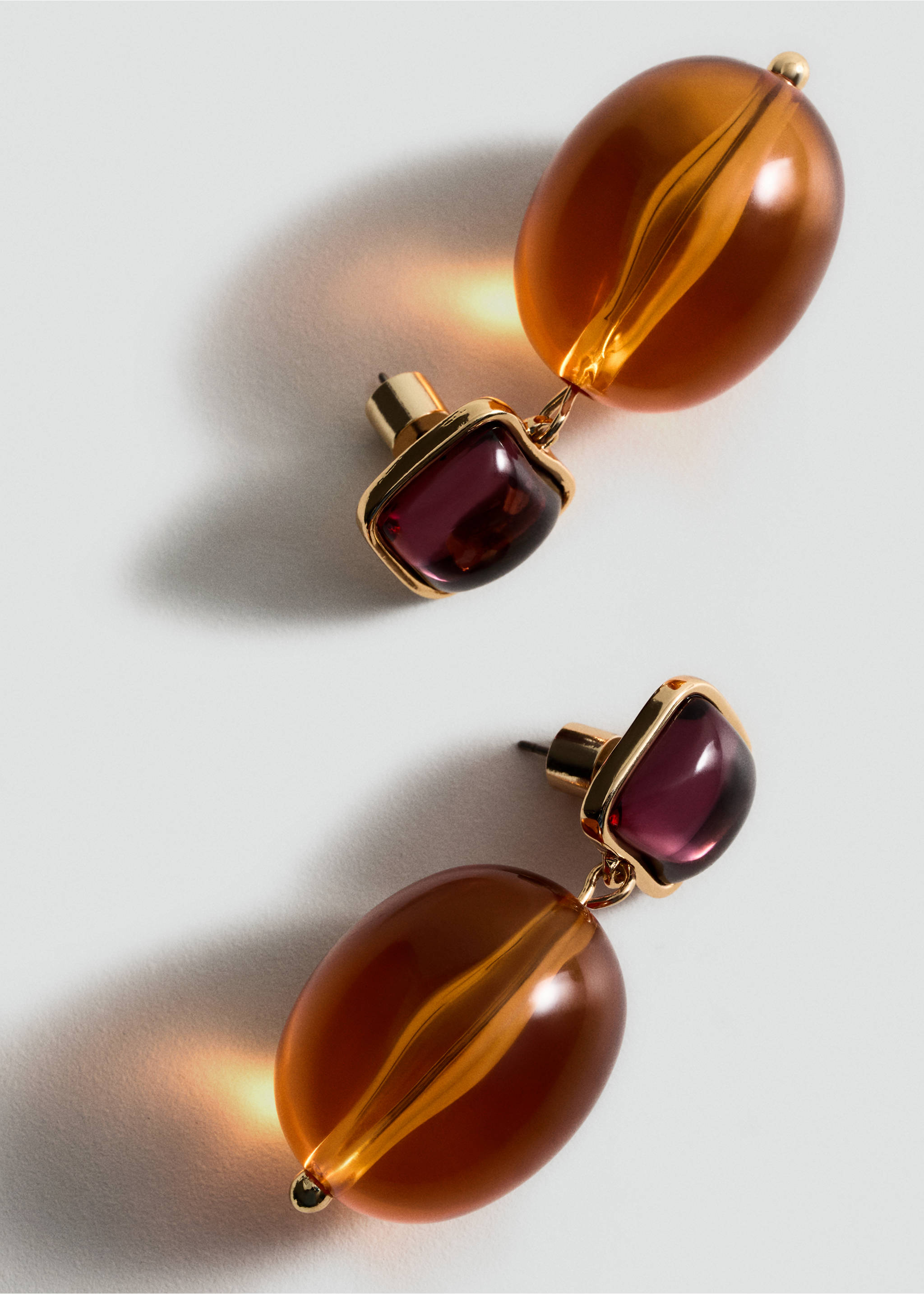 Resin hanging bead earrings - Medium plane, Orange. Ref: 87005978-00.