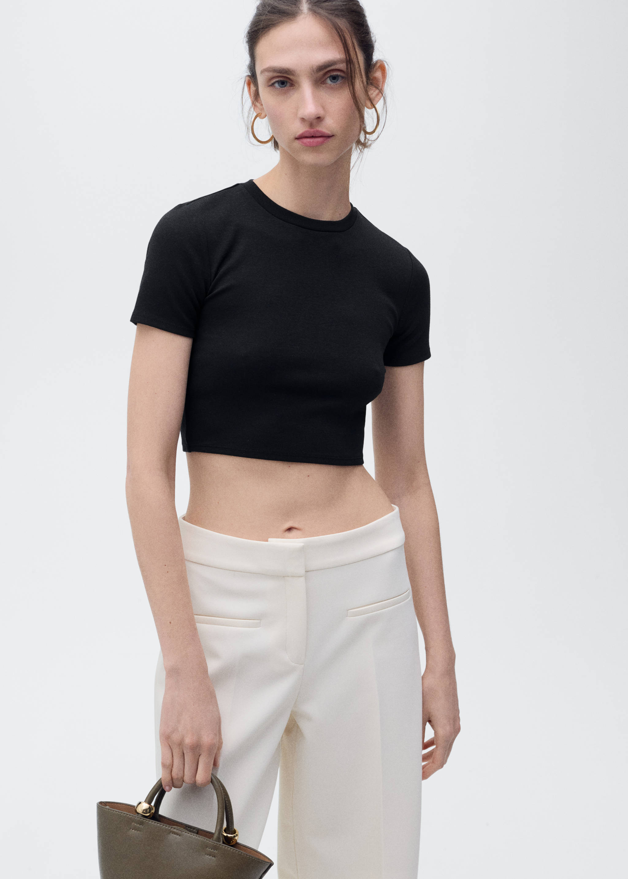 T-shirt crop cintré - Plan moyen
