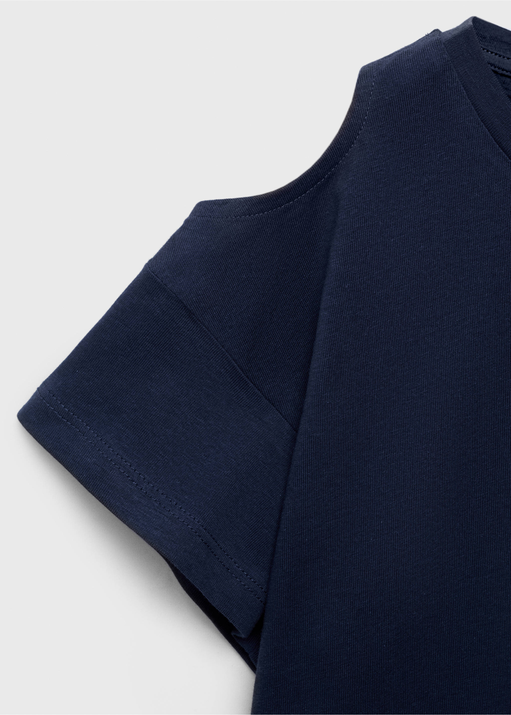 T-shirt cut out - Détail de l'article 8, Bleu marine foncé. Ref: 87006354-00.