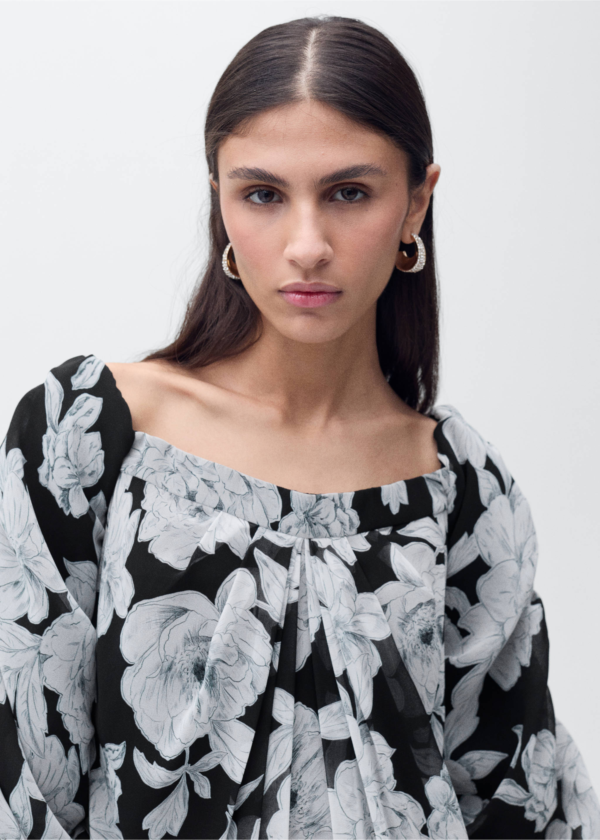 Vestit floral paraula d'honor - Detall de l'article 1, Negre. Ref: 87006382-00.