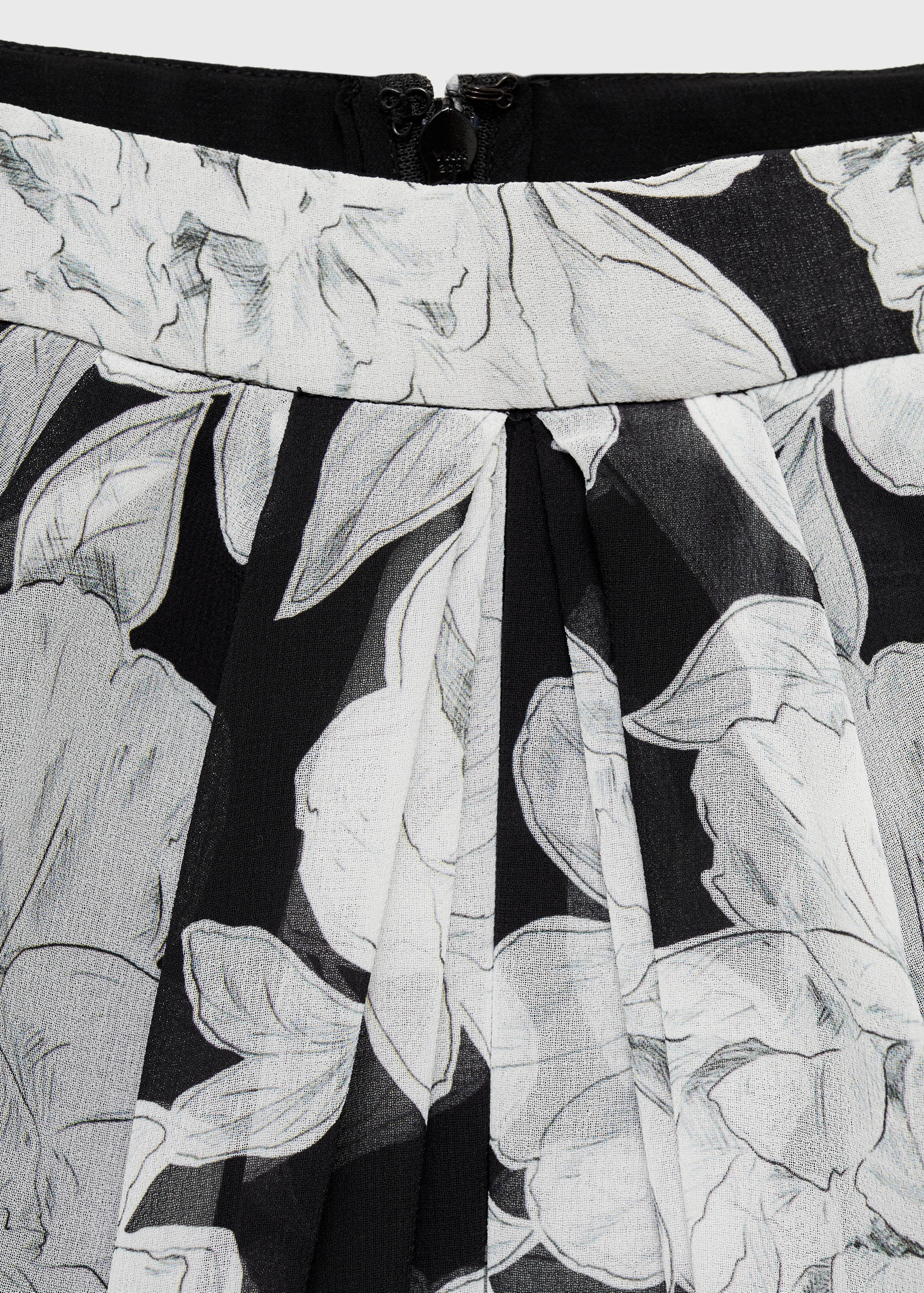 Strapless floral dress - Details of the article 8