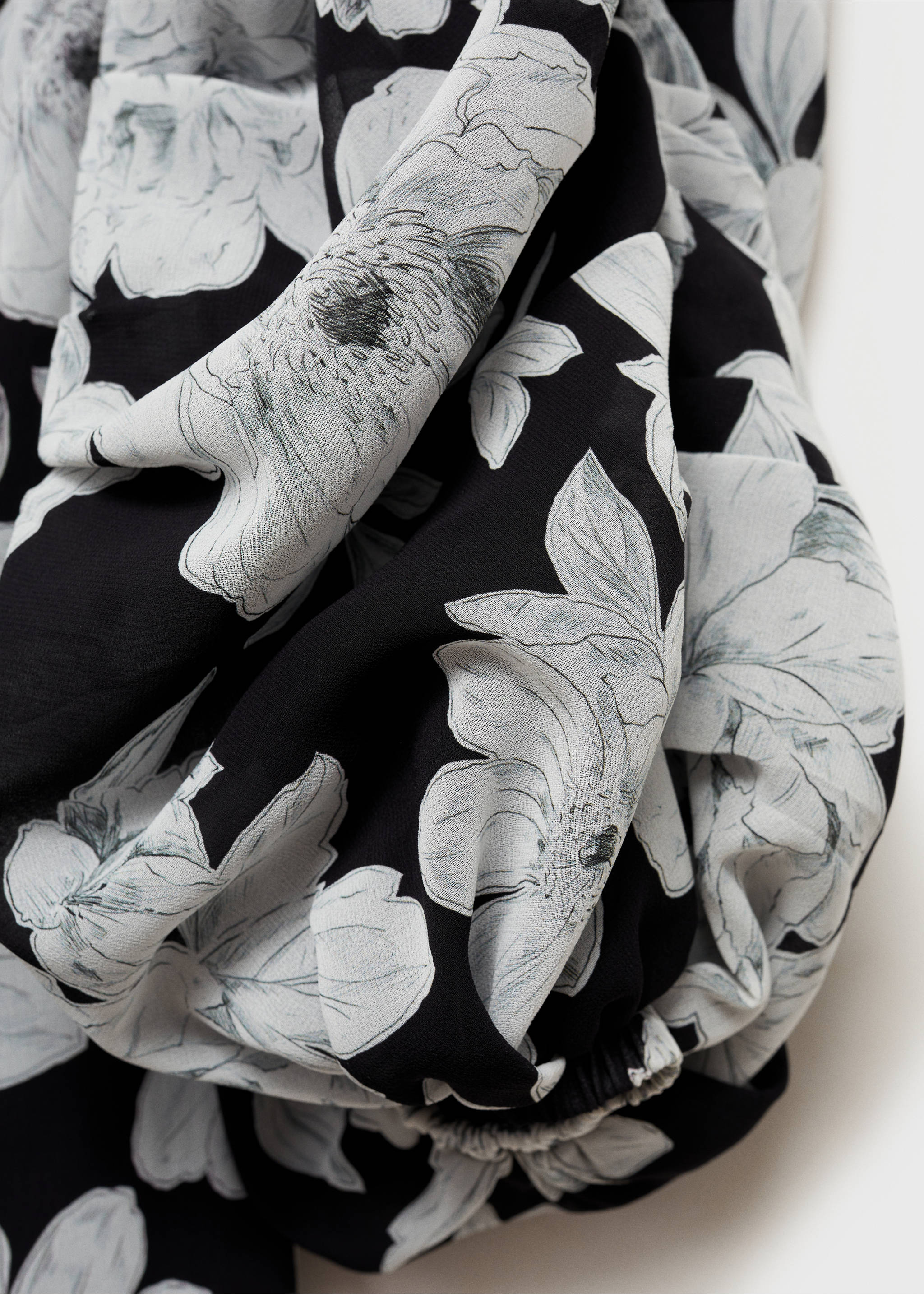 Vestit floral paraula d'honor - Detall de l'article 0, Negre. Ref: 87006382-00.