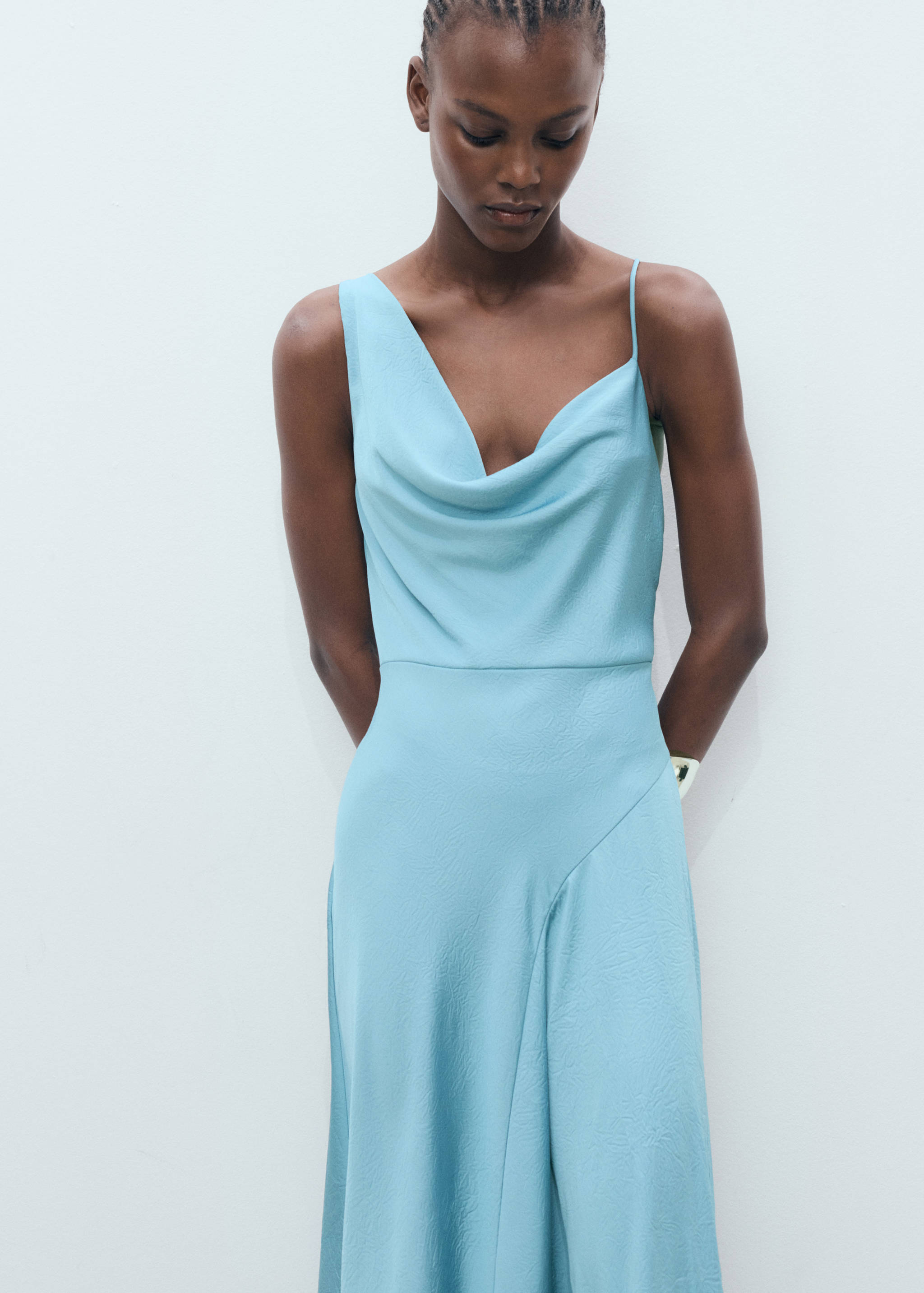 Asymmetrische jurk met kreukeffect - Middenvlak