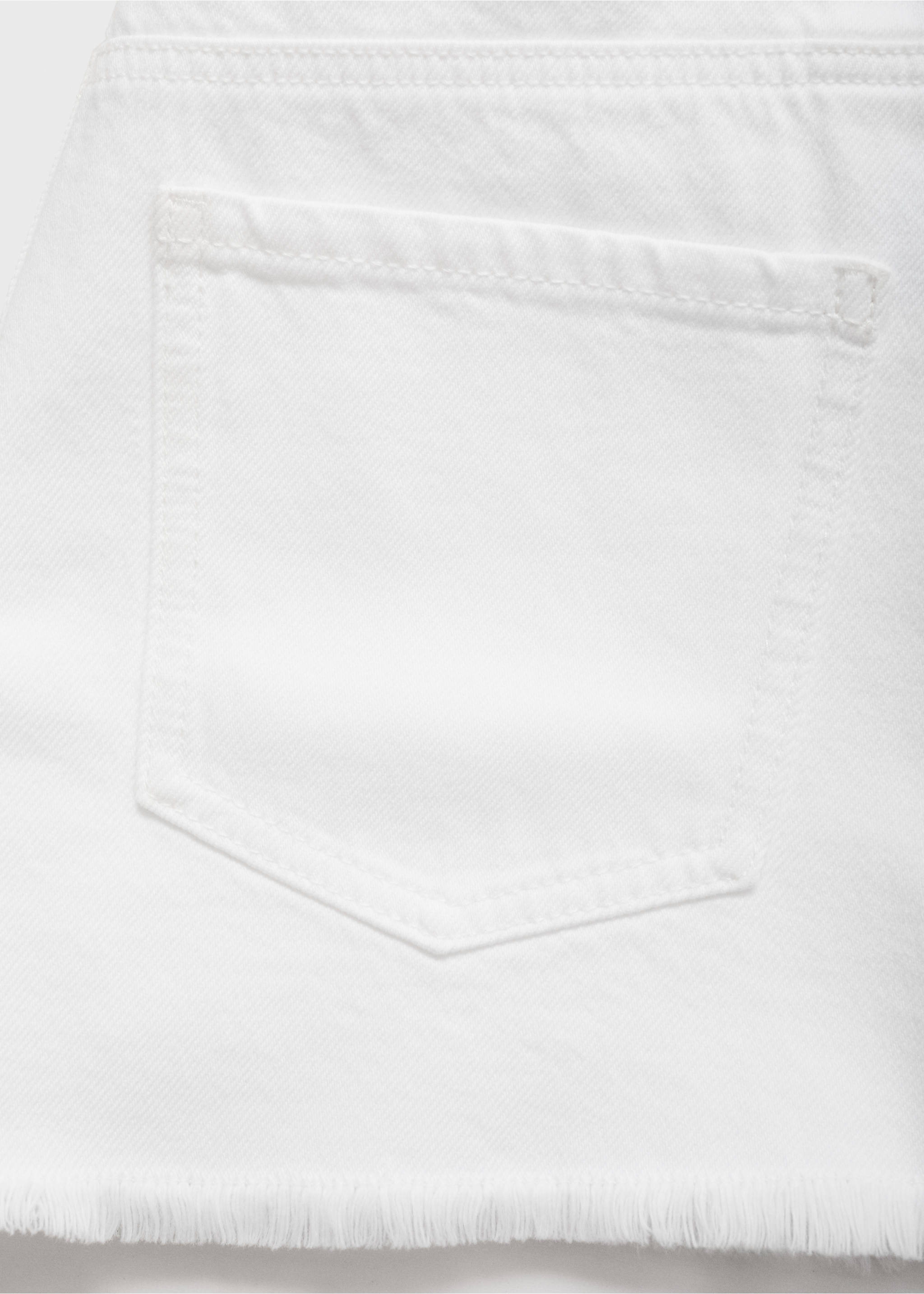 Short en jean revers effilochés - Détail de l'article 0, Blanc cassé. Ref: 87007183-00.
