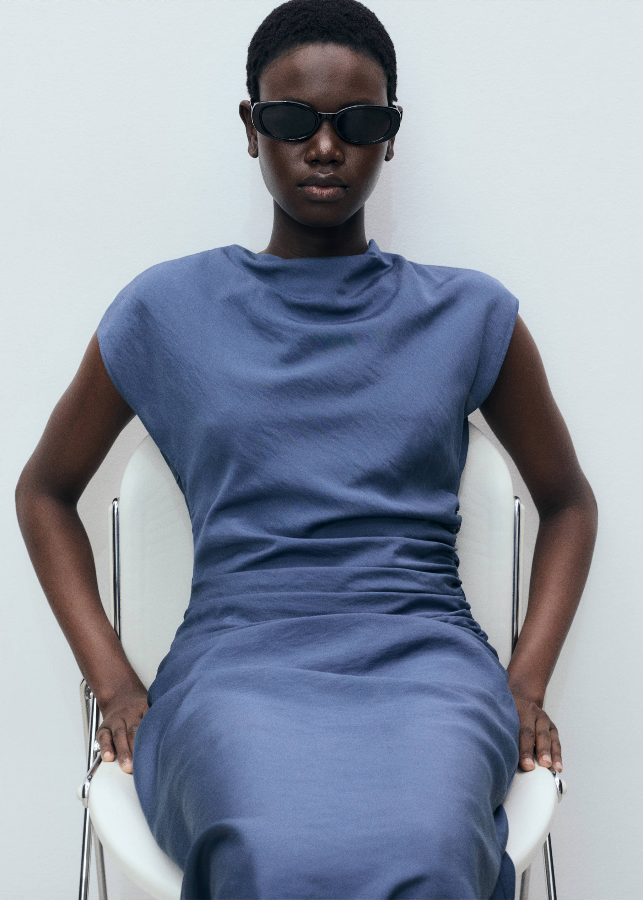 Draped straight dress - Details of the article 2, Indigo Blue. Ref: 87007190-00.