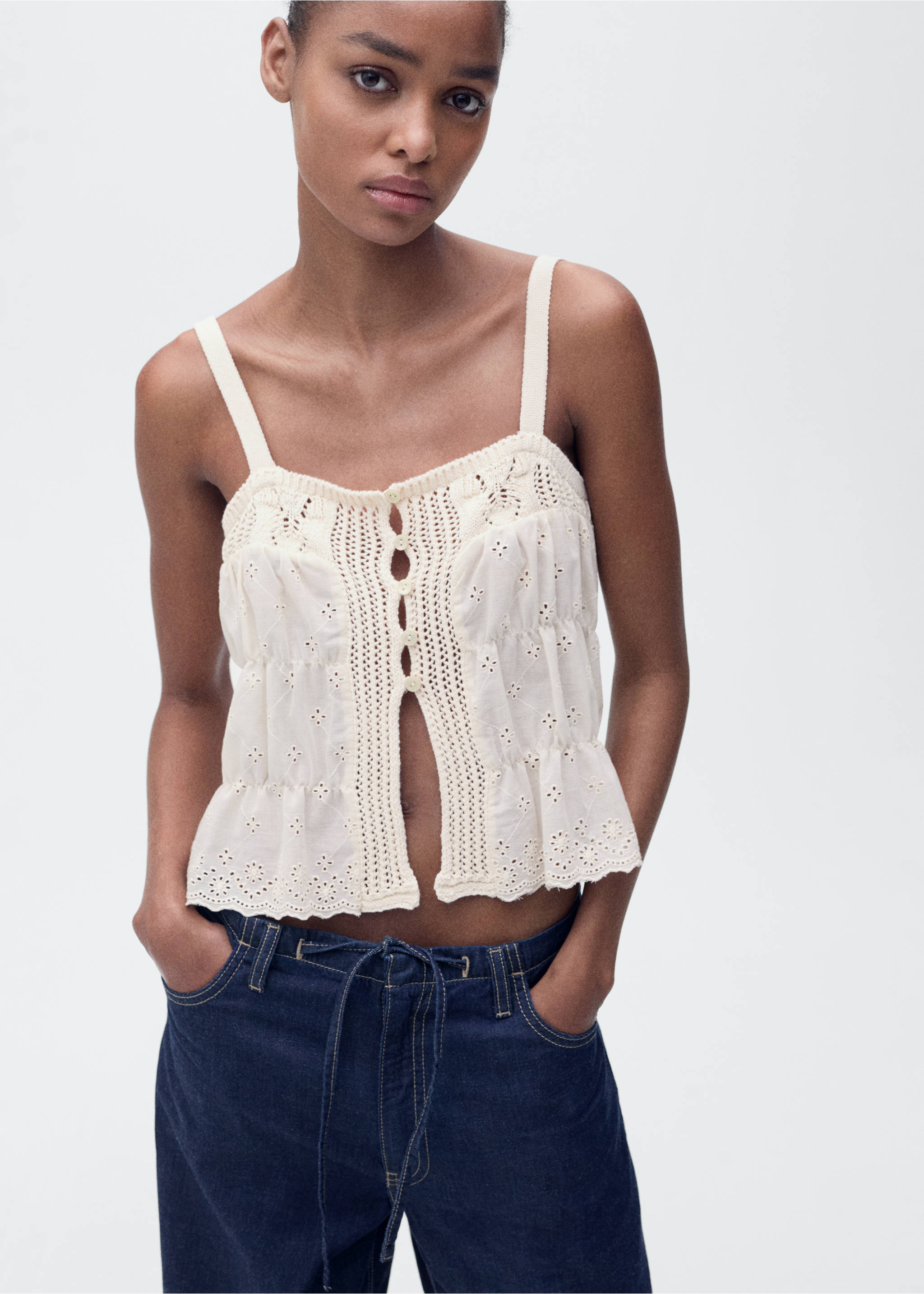 Combined top with openwork details - Medium plane, Ecru. Ref: 87007194-00.