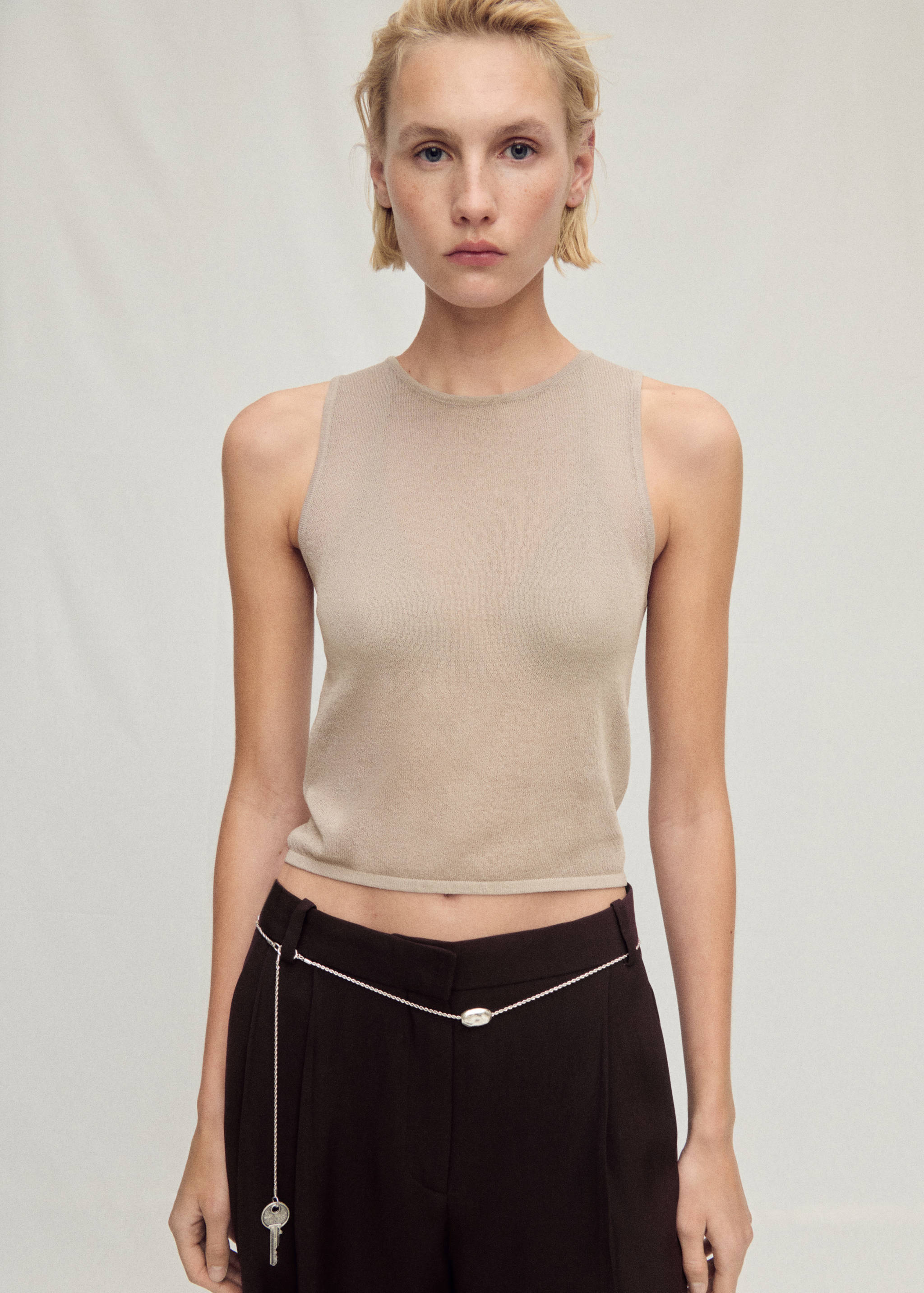 Contrasting knit top - Medium plane