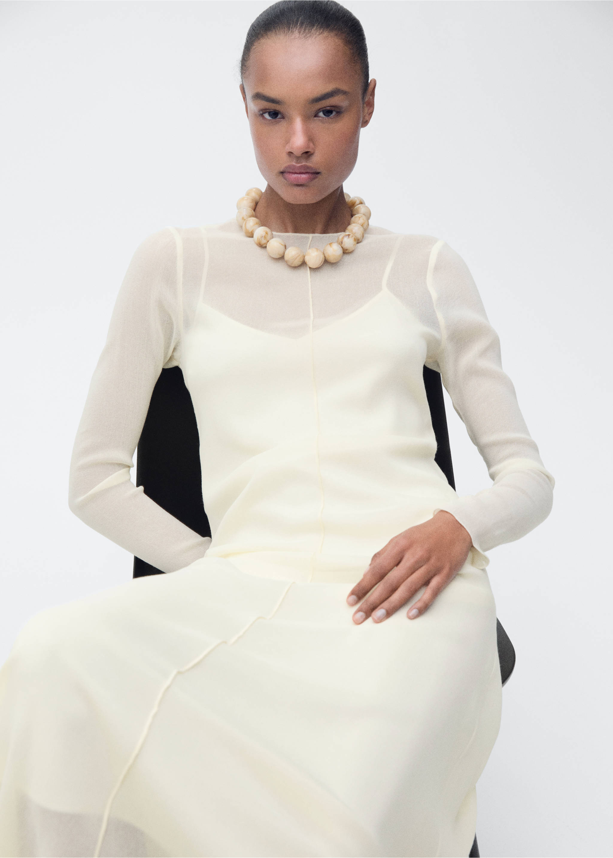 Robe combinée semi-transparente - Plan moyen, Écru. Ref: 87007199-00.