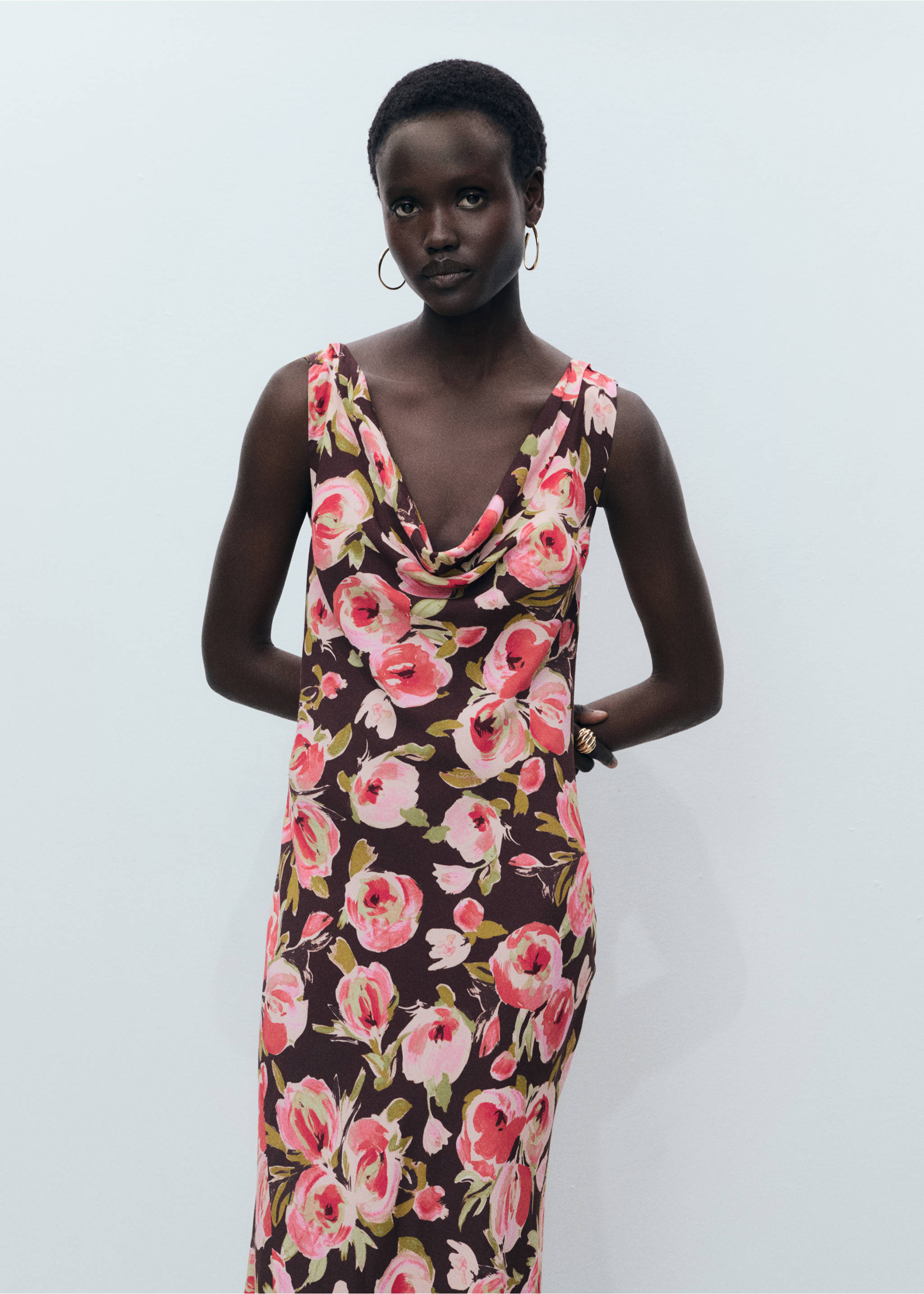 Floral dress with draped neck - Details of the article 1, Brown. Ref: 87007200-00.