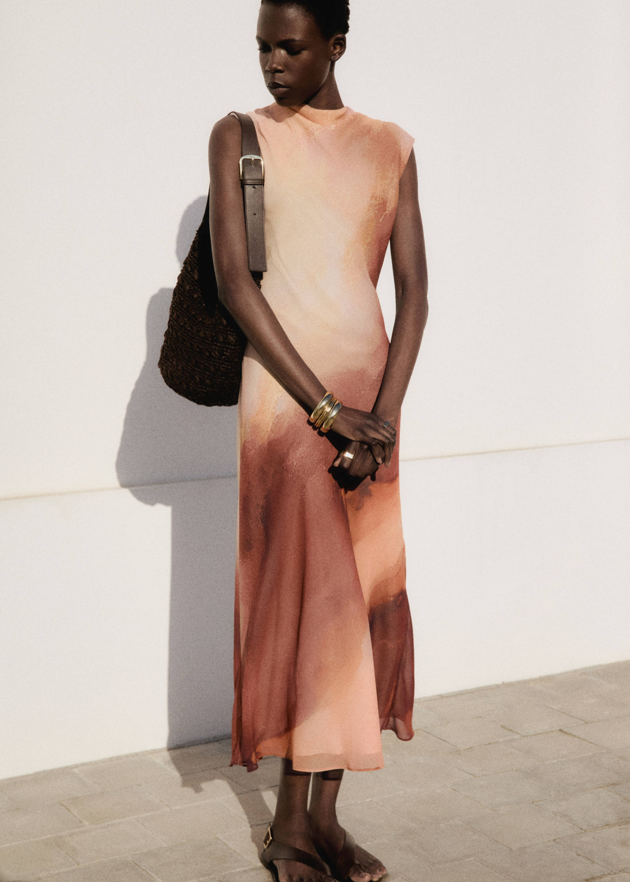 Vestido largo degradado - Detalle del artículo 7, Melocotón. Ref: 87007201-00.