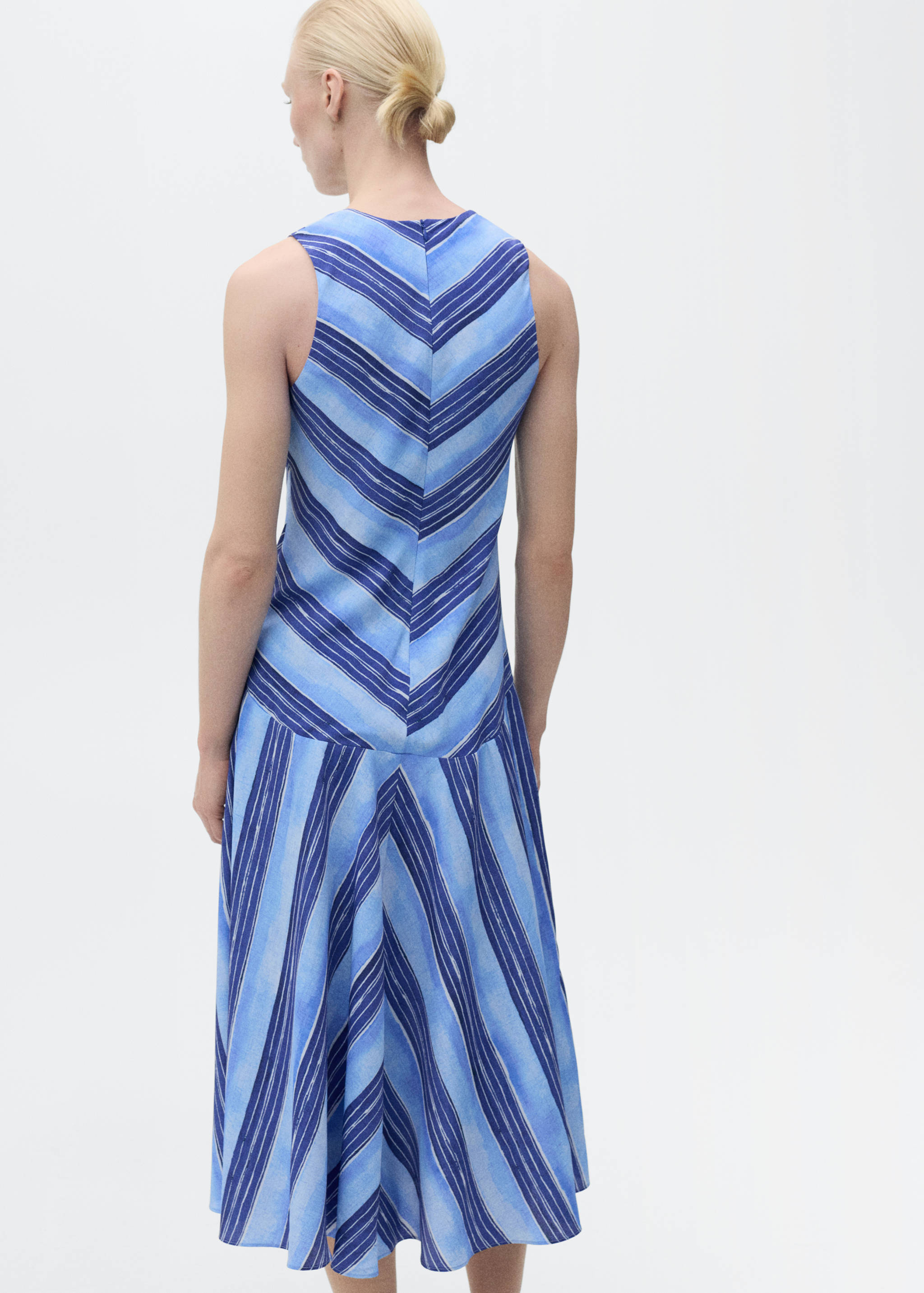 Striped flared dress - Reverse of the article