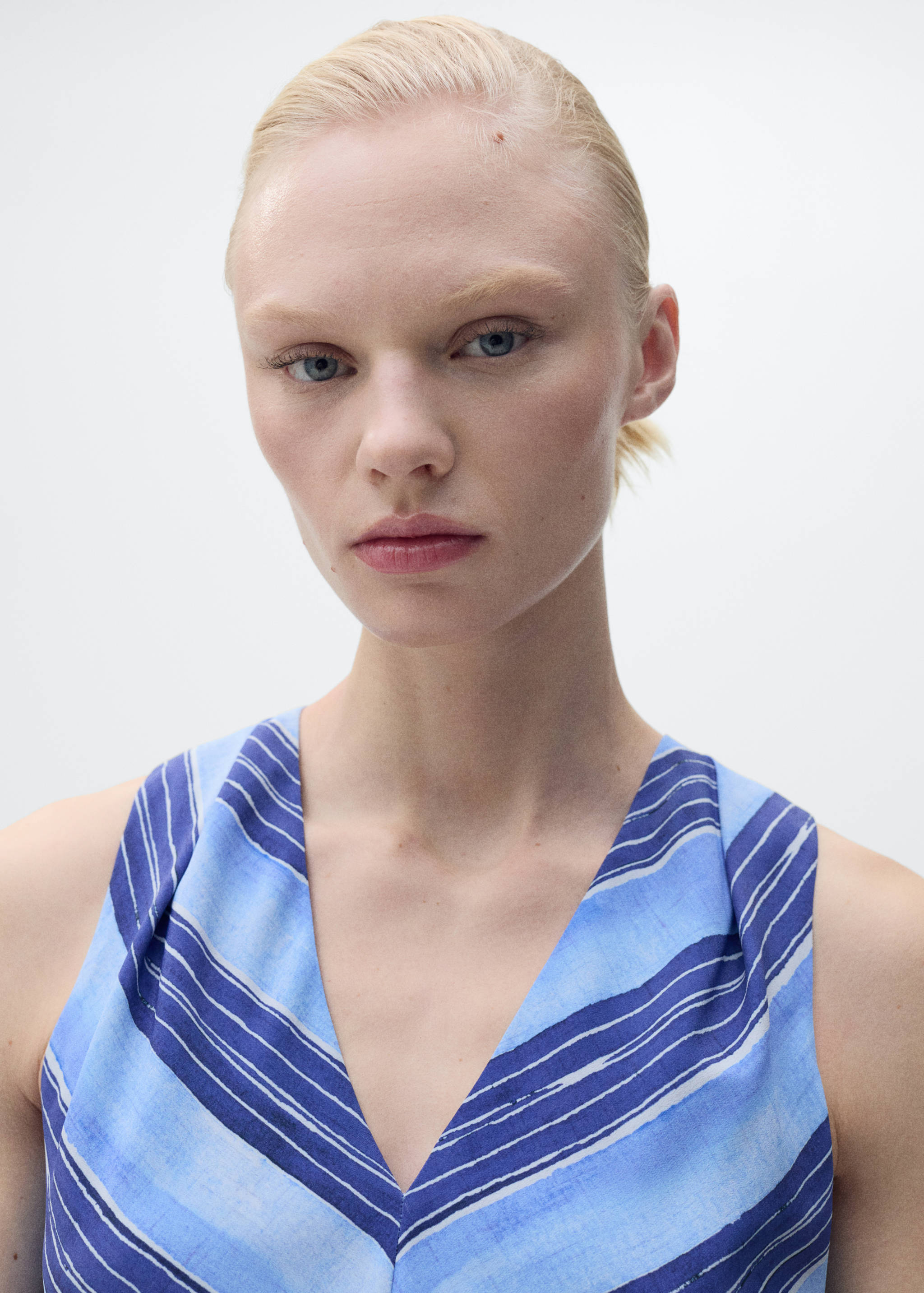 Striped flared dress - Details of the article 6