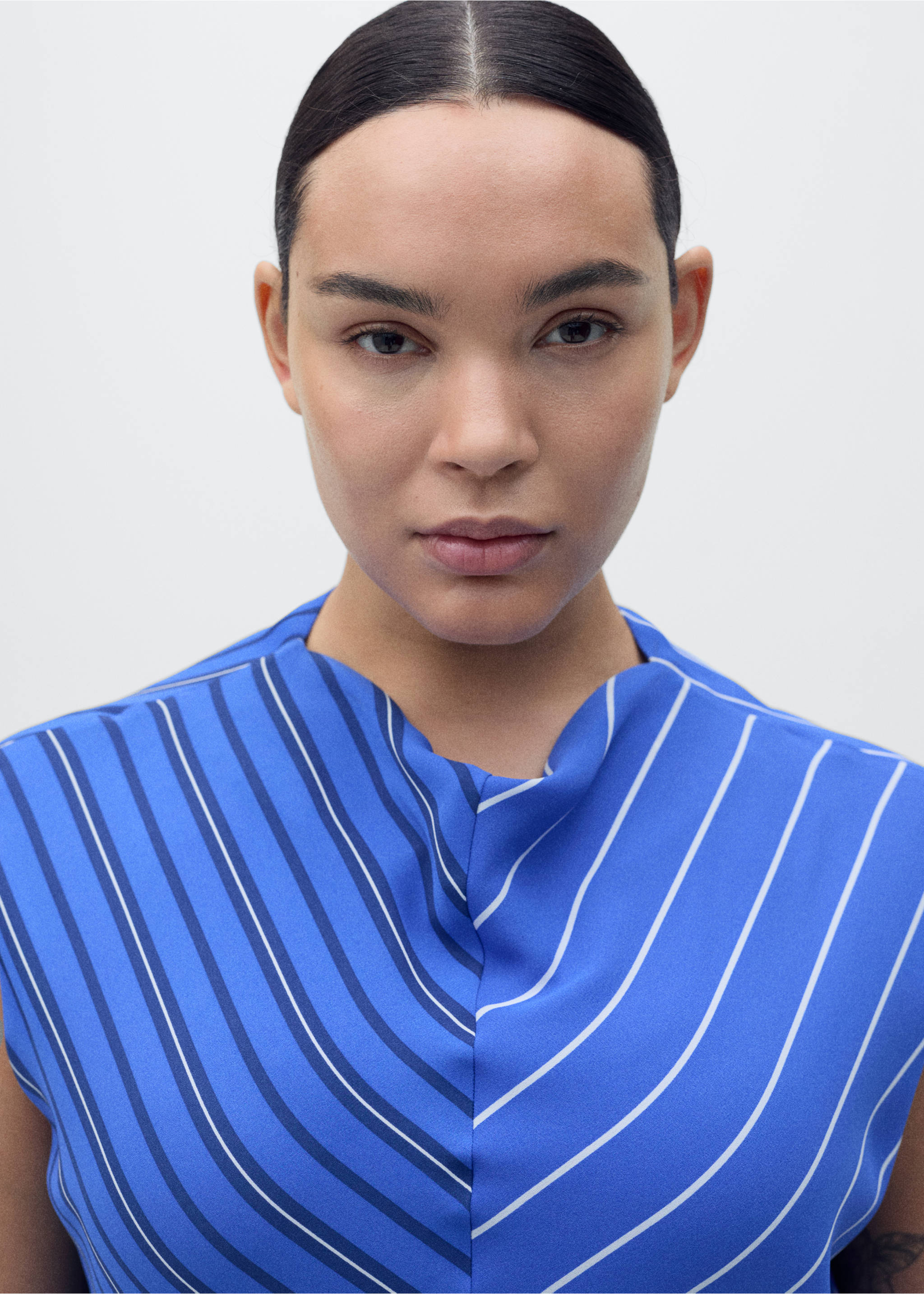 Combined striped flared dress - Details of the article 4, Blue. Ref: 87007204-00.