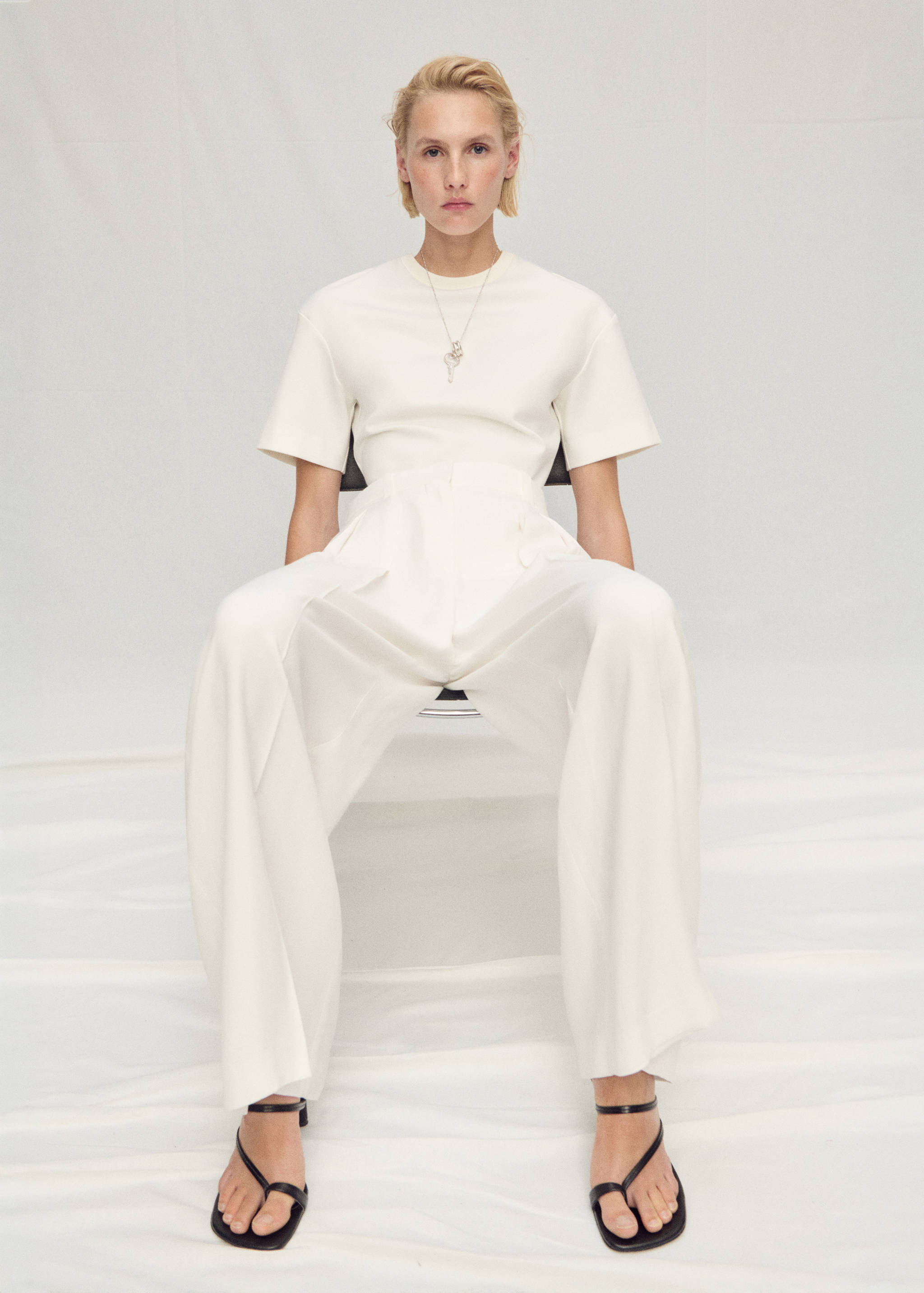 Anzughose mit Bundfalten aus Lyocell - Detail des Artikels 6