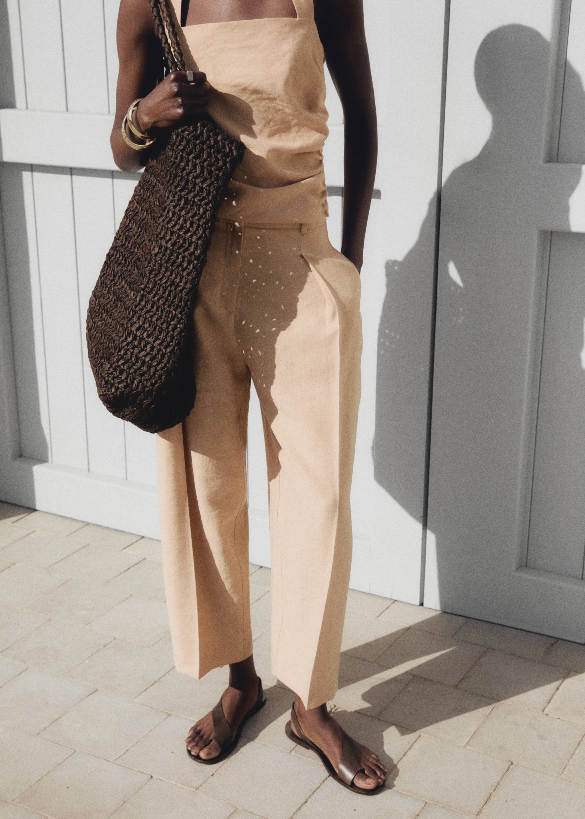 Pantalón lyocell recto pinzas - Detalle del artículo 6, Nude. Ref: 87007723-00.