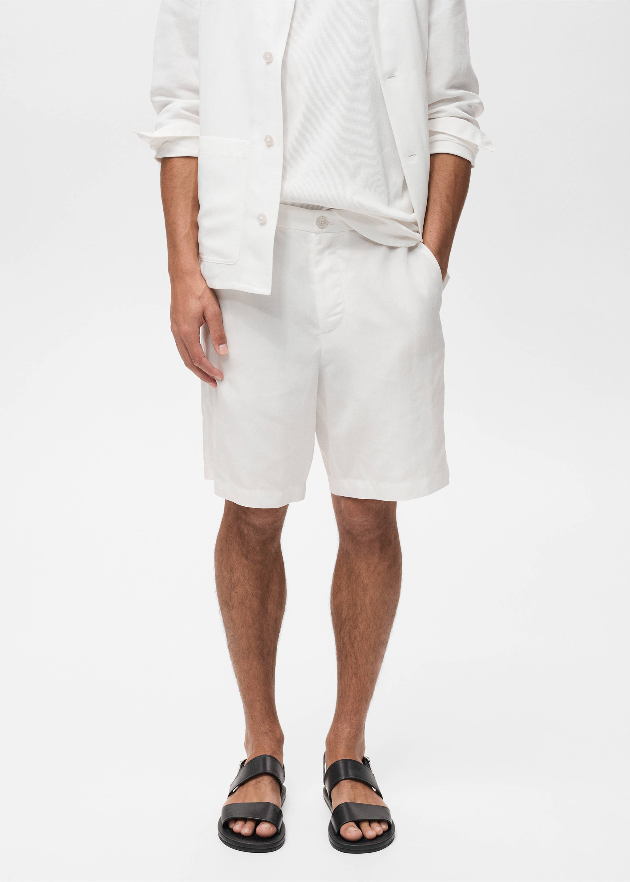 Bermuda lyocell slim-fit - Plan moyen, Blanc cassé. Ref: 87007899-00.