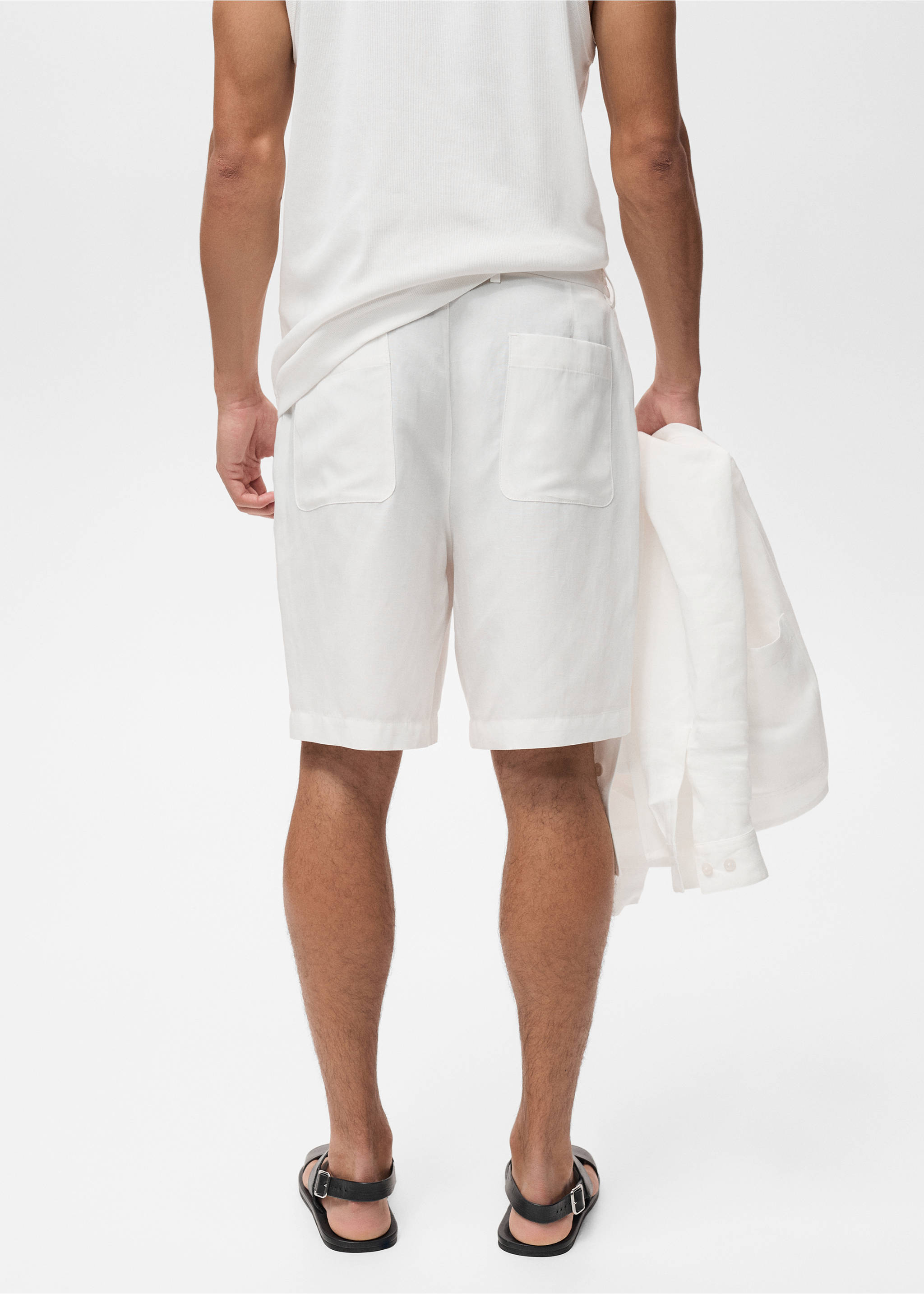 Bermuda lyocell slim-fit - Verso de l’article, Blanc cassé. Ref: 87007899-00.