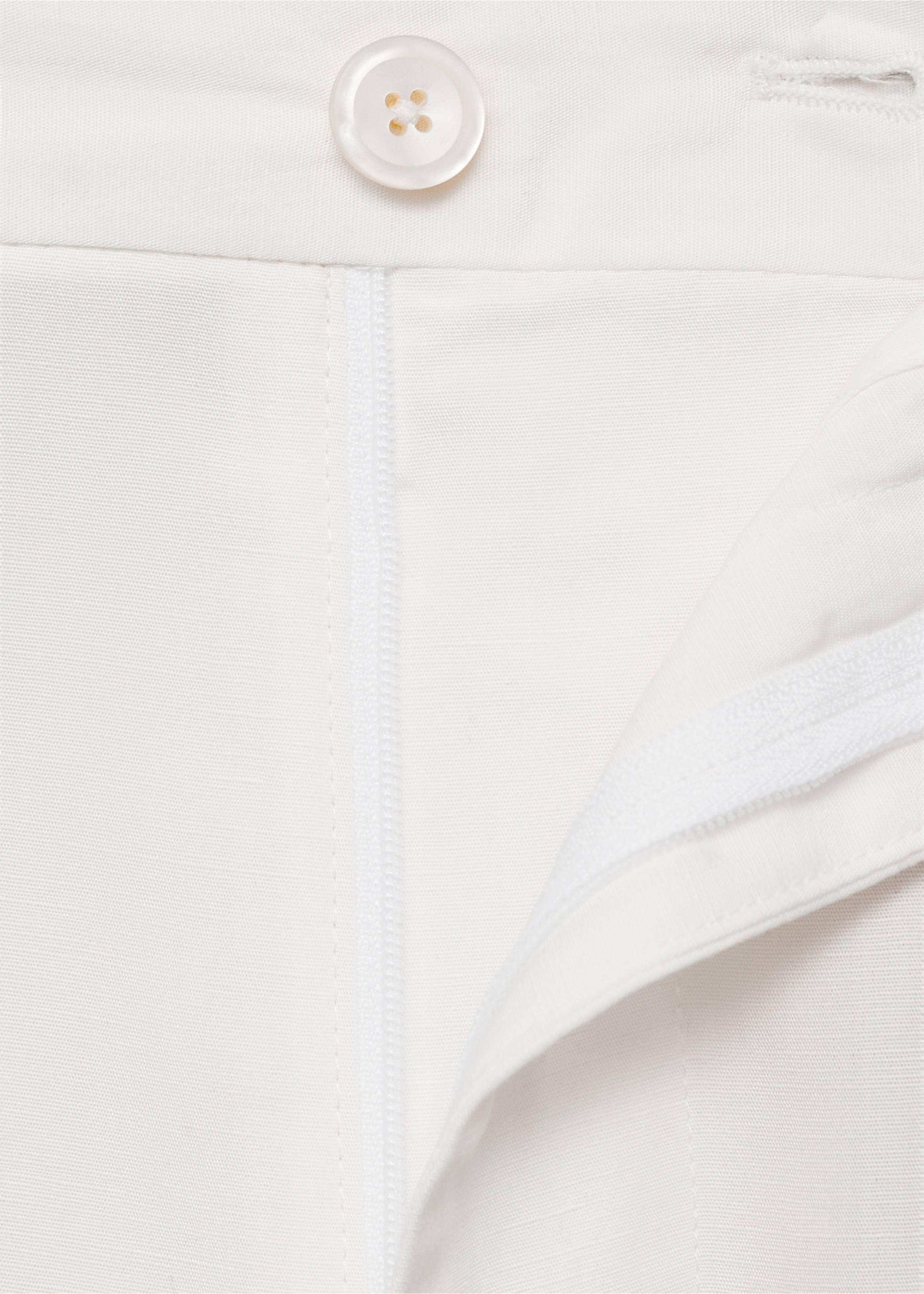 Bermuda lyocell slim-fit - Détail de l'article 8, Blanc cassé. Ref: 87007899-00.