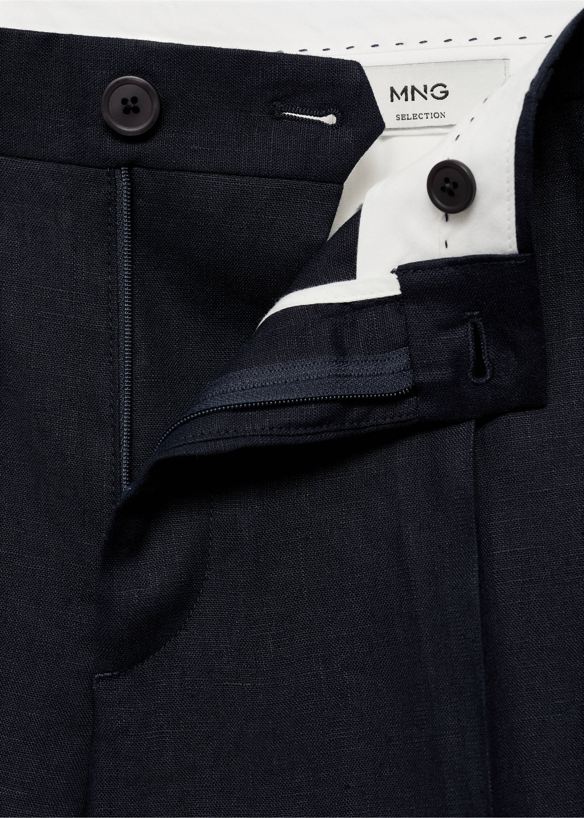 Bermudy slim fit z 100% lnu - Szczegóły artykułu 0, Granatowy. Ref: 87007900-00.