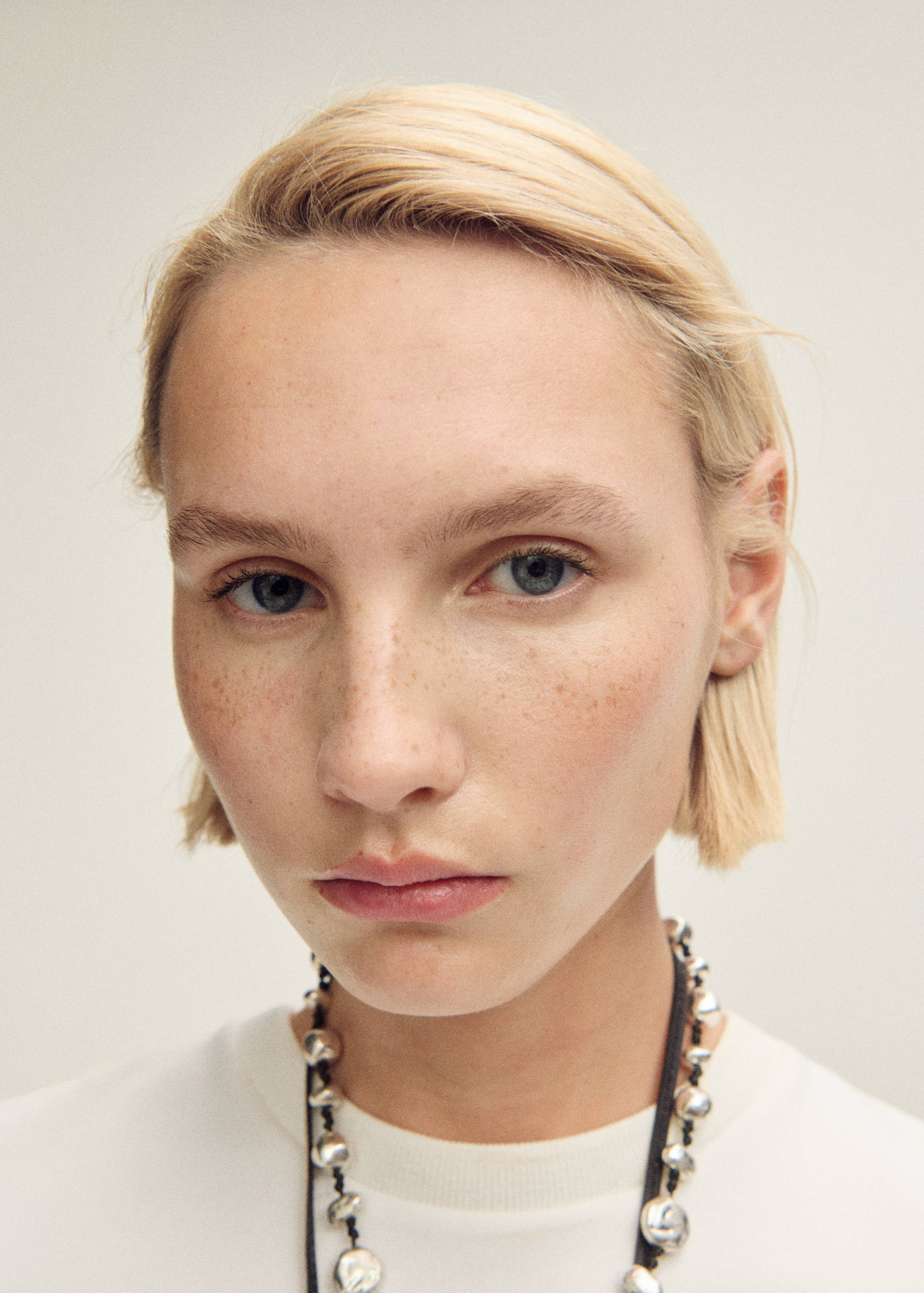 Κοντομάνικη μπλούζα peplum - Λεπτομέρεια του προϊόντος 1