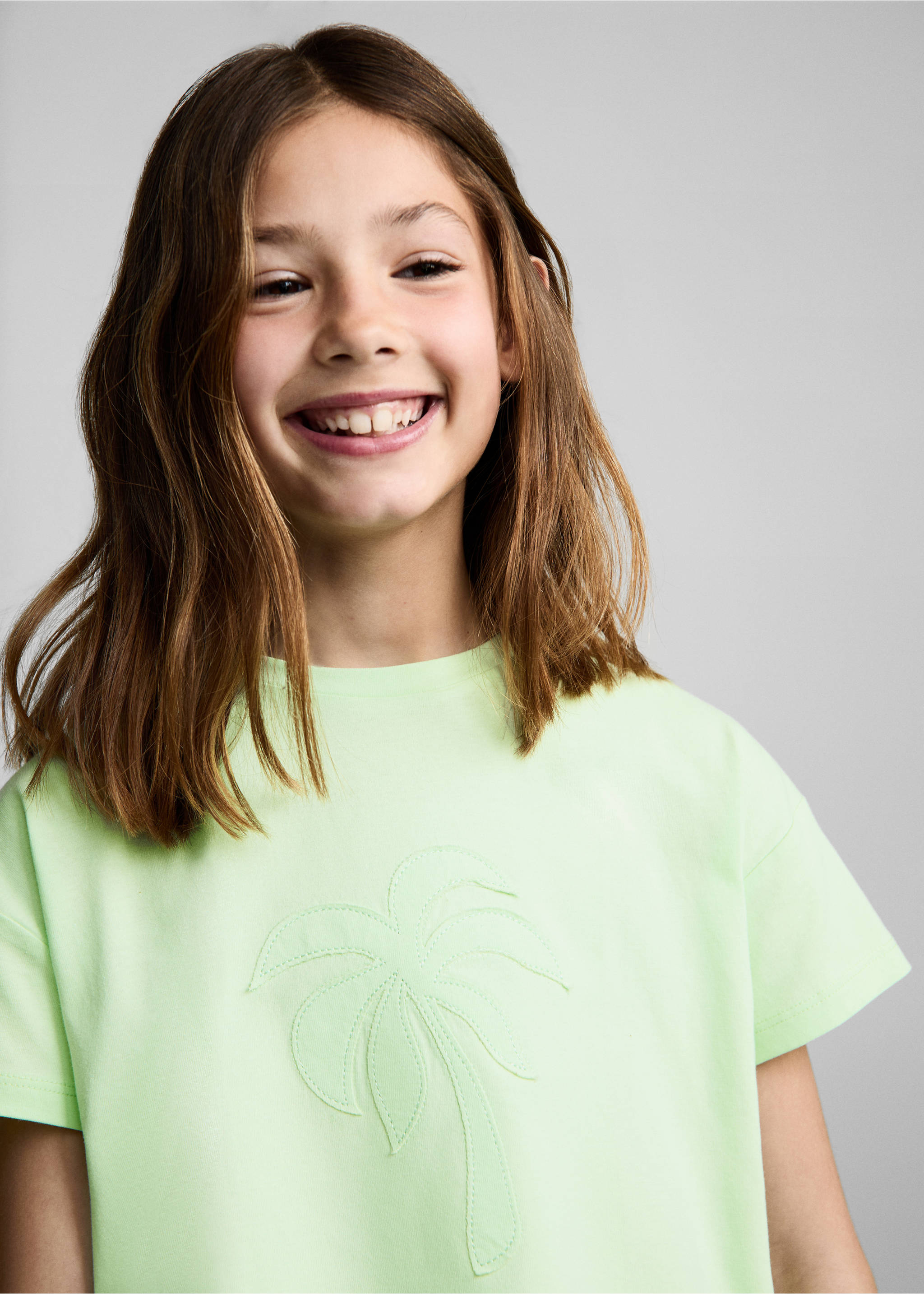 Palm tree crossed back t-shirt - Details of the article 1, Lime. Ref: 87008288-00.