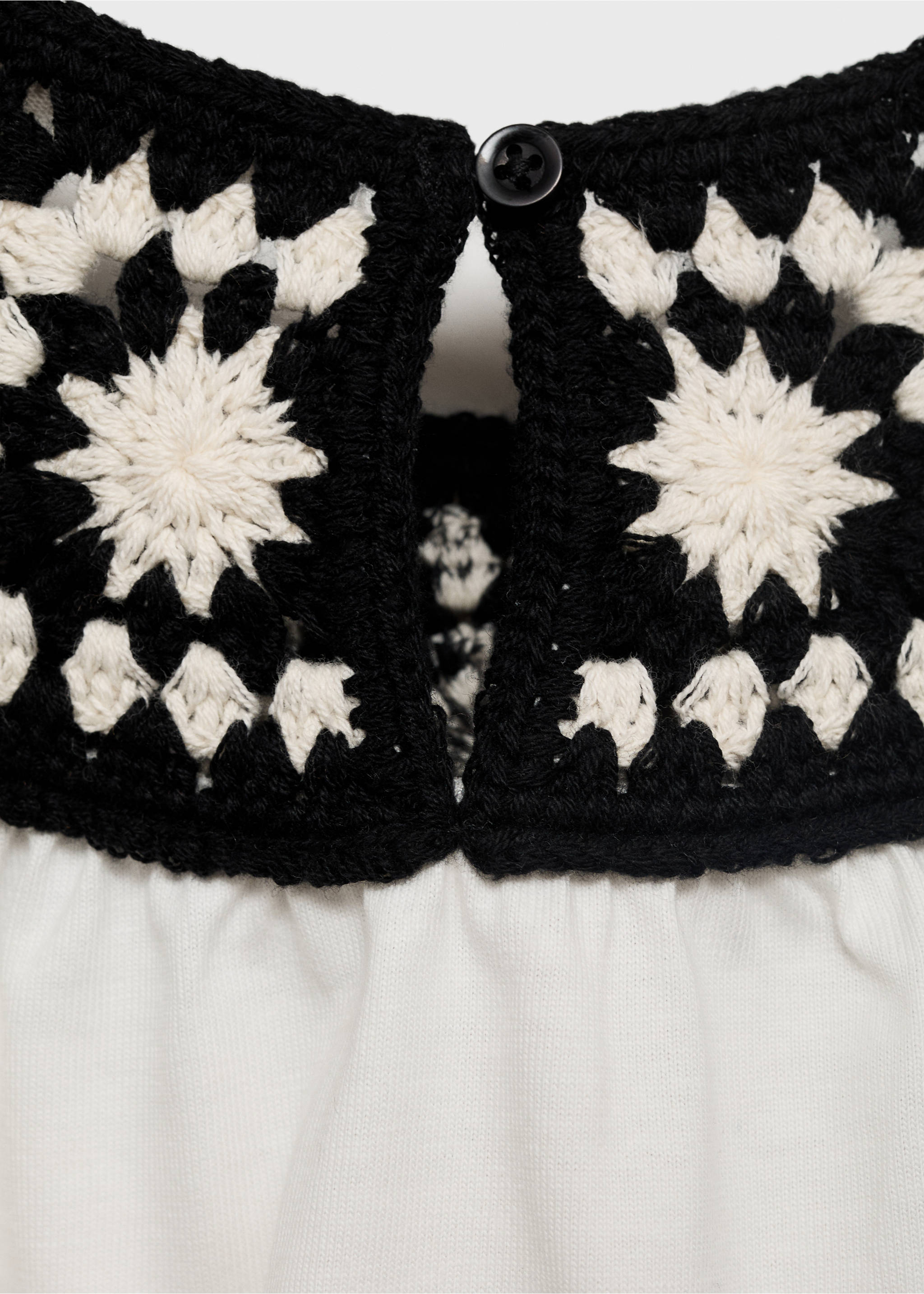 Samarreta ganxet - Detall de l'article 8, Blanc trencat. Ref: 87008292-00.