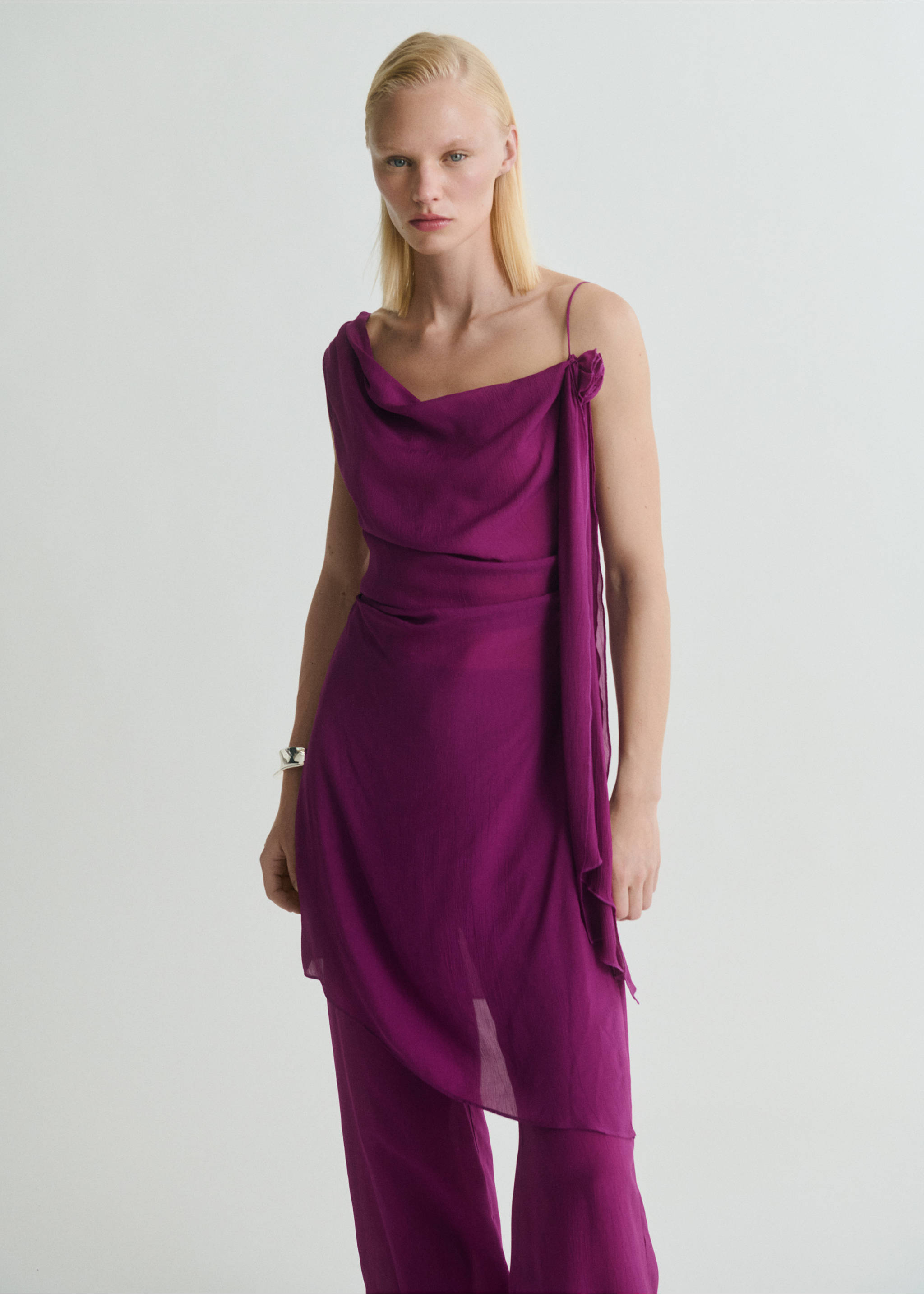 Long top with flower detail - Medium plane, Purple. Ref: 87008657-00.