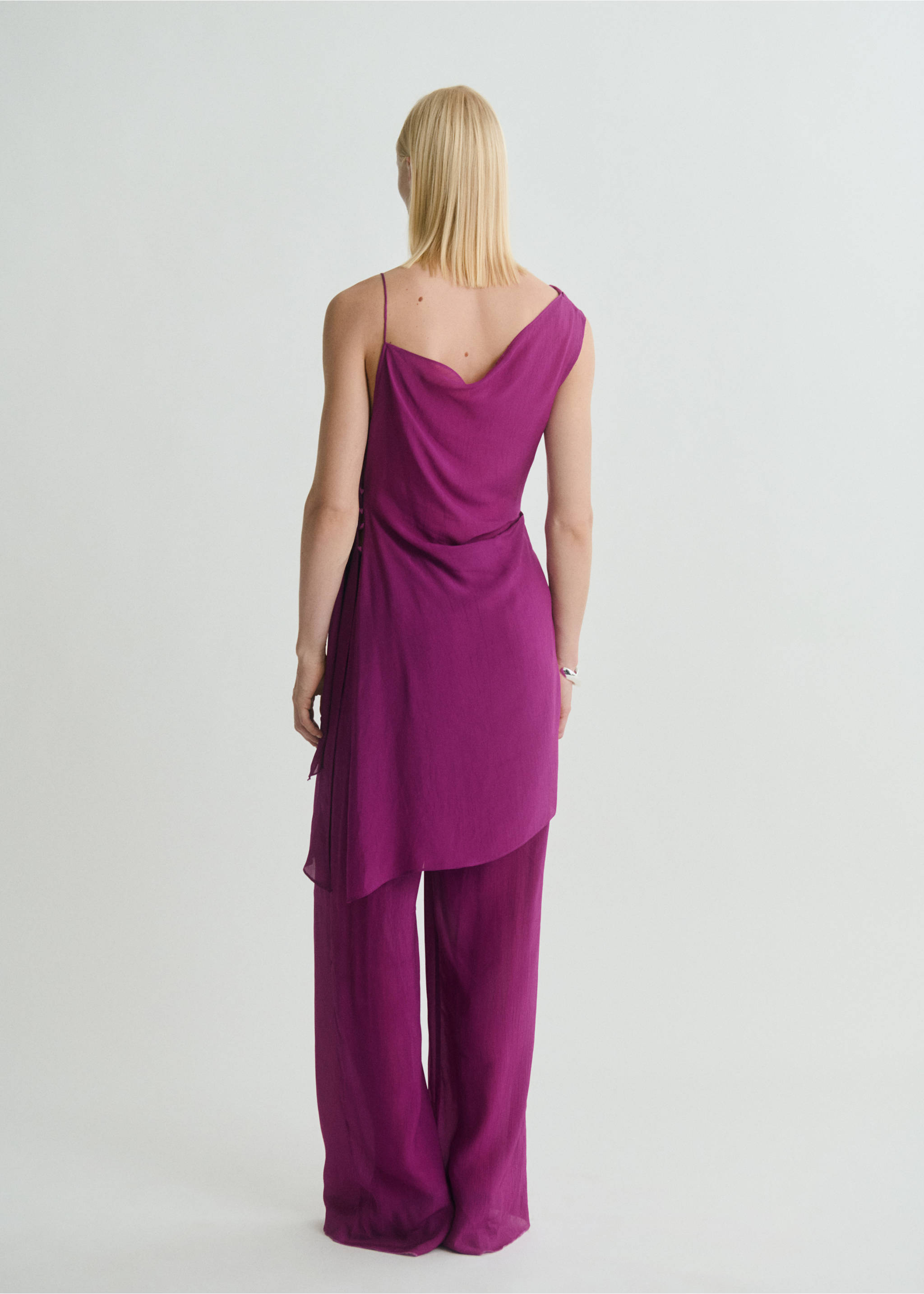 Long top with flower detail - Reverse of the article, Purple. Ref: 87008657-00.