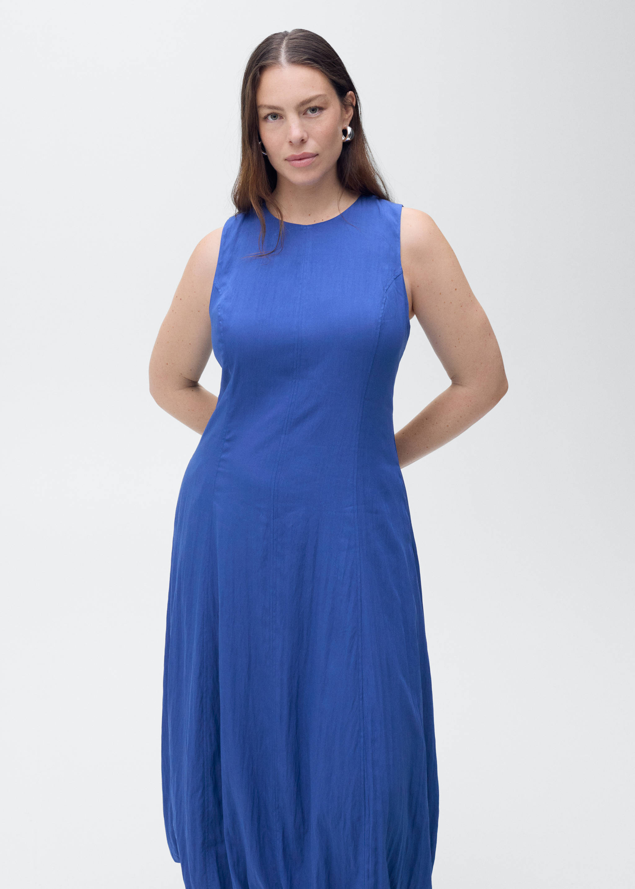 Midi-dress with puffed hem - Details of the article 5