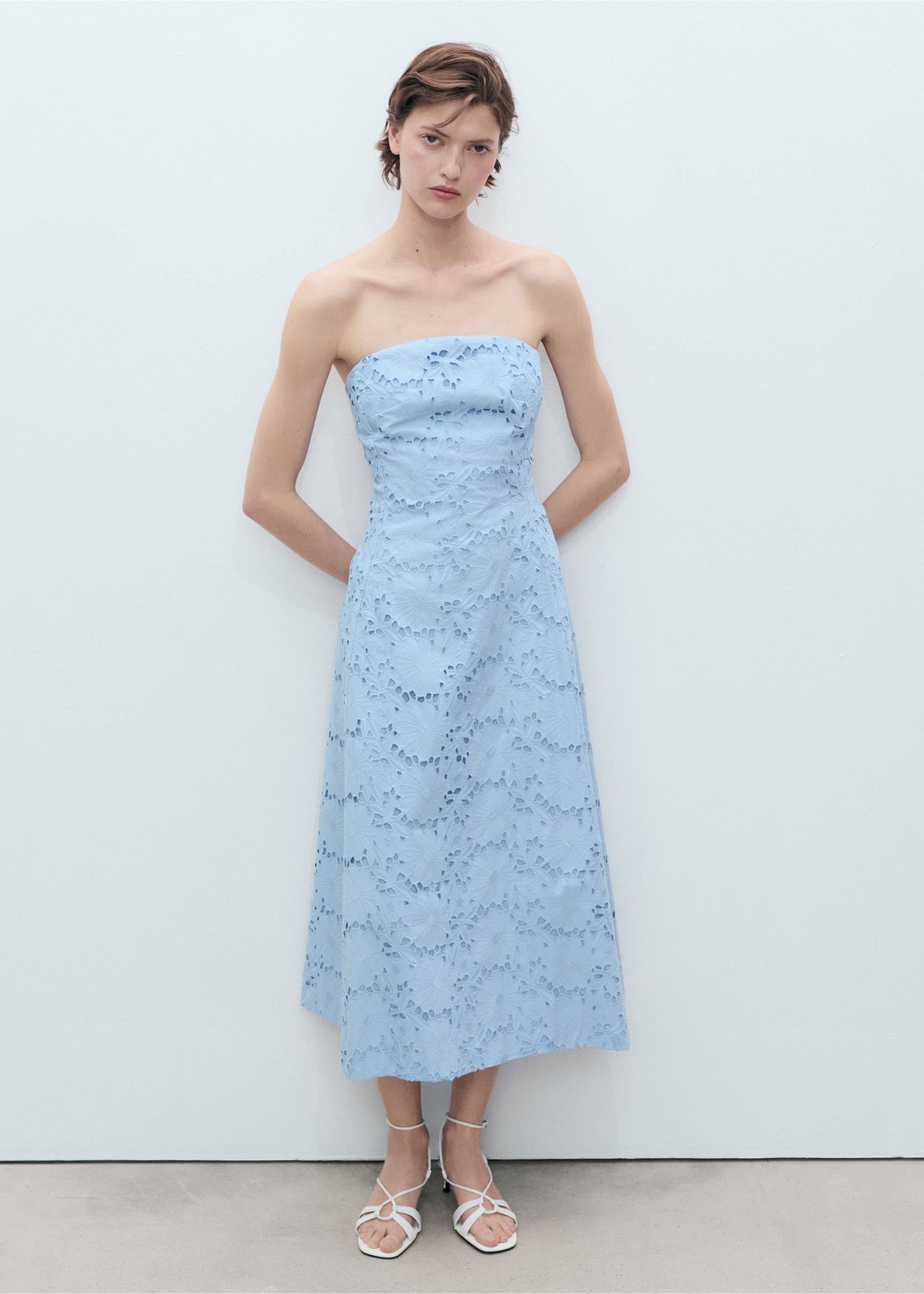 Strapless jurk met broderie anglaise - Overzichtstekening, Blauw. Ref: 87009076-00.