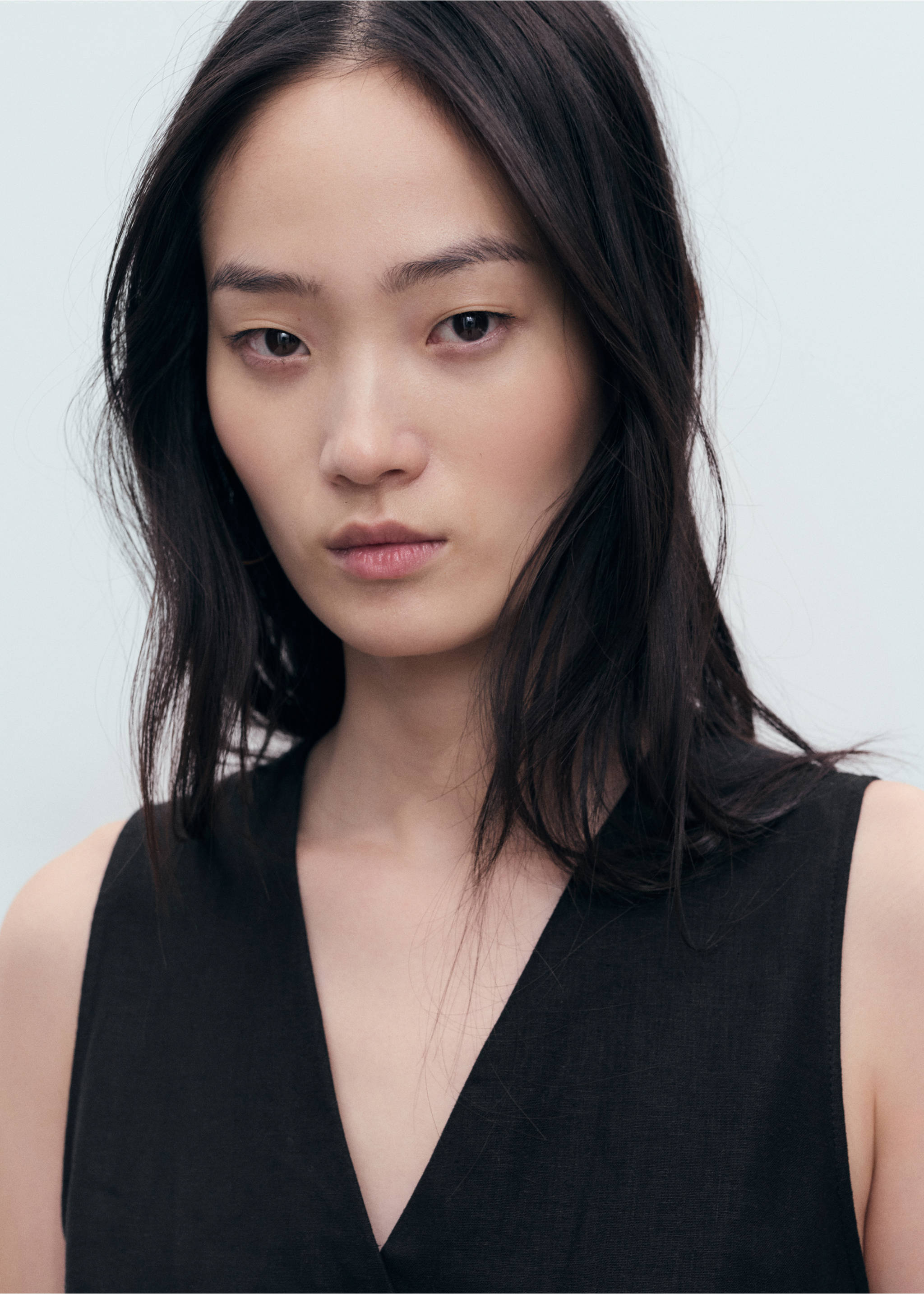 Vestido midi lino cinturón - Detalle del artículo 1, Negro. Ref: 87009078-00.